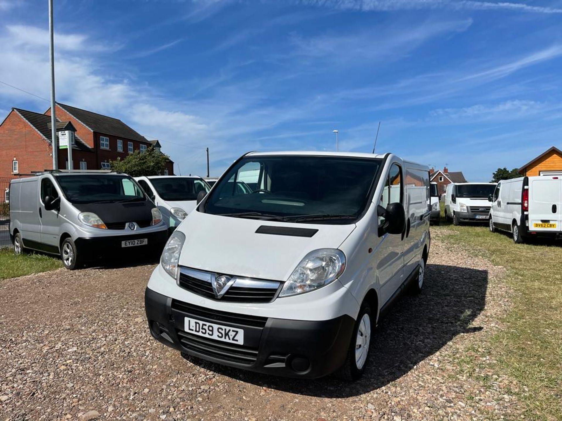 2009/59 VAUXHALL VIVARO 2700 CDTI SWB WHITE PANEL VAN *NO VAT* - Image 3 of 11