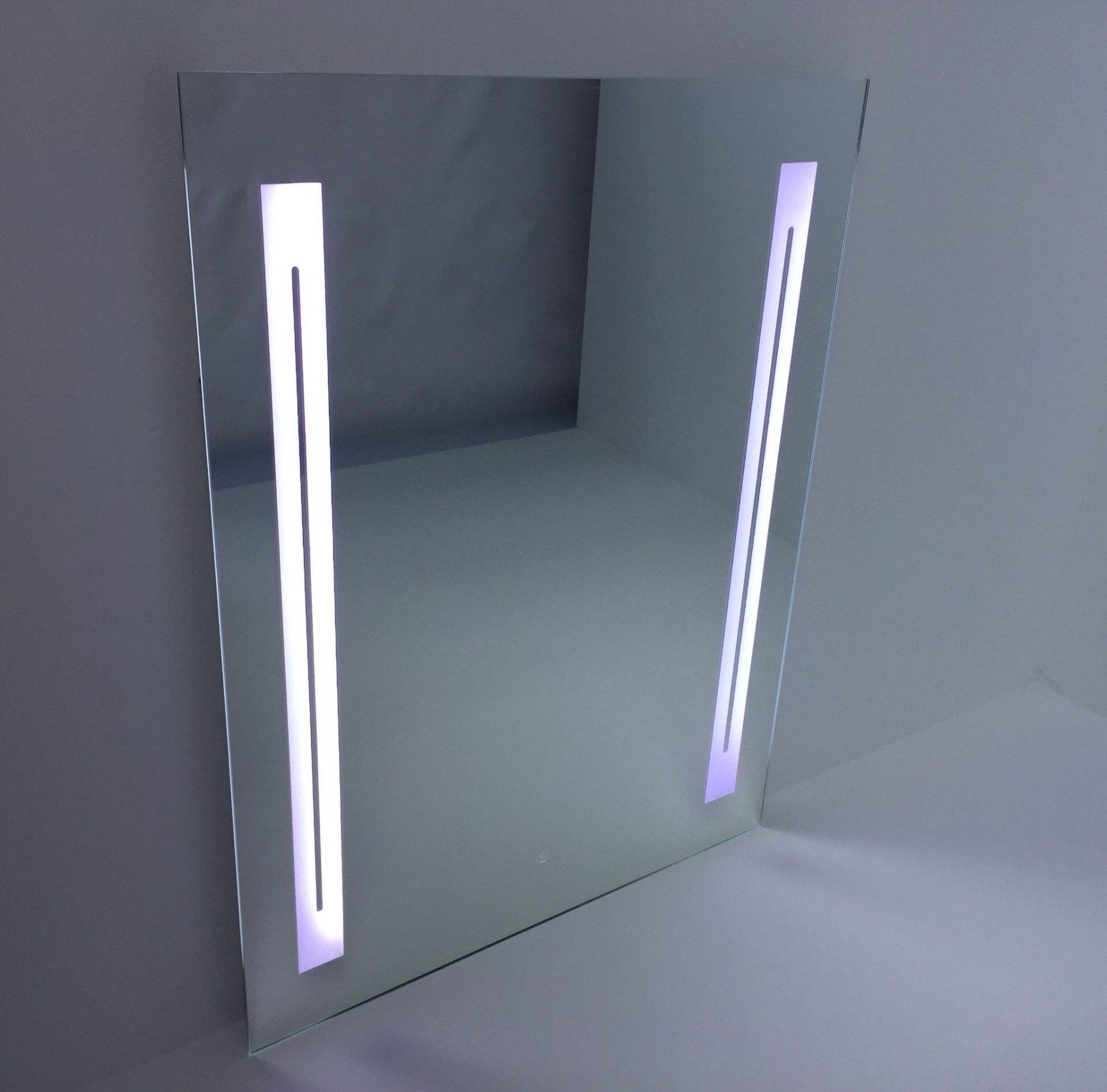 Brand New in Box Bathroom Mirror x12 sets with LED Lights RRP £1499 *NO VAT* - Image 2 of 2