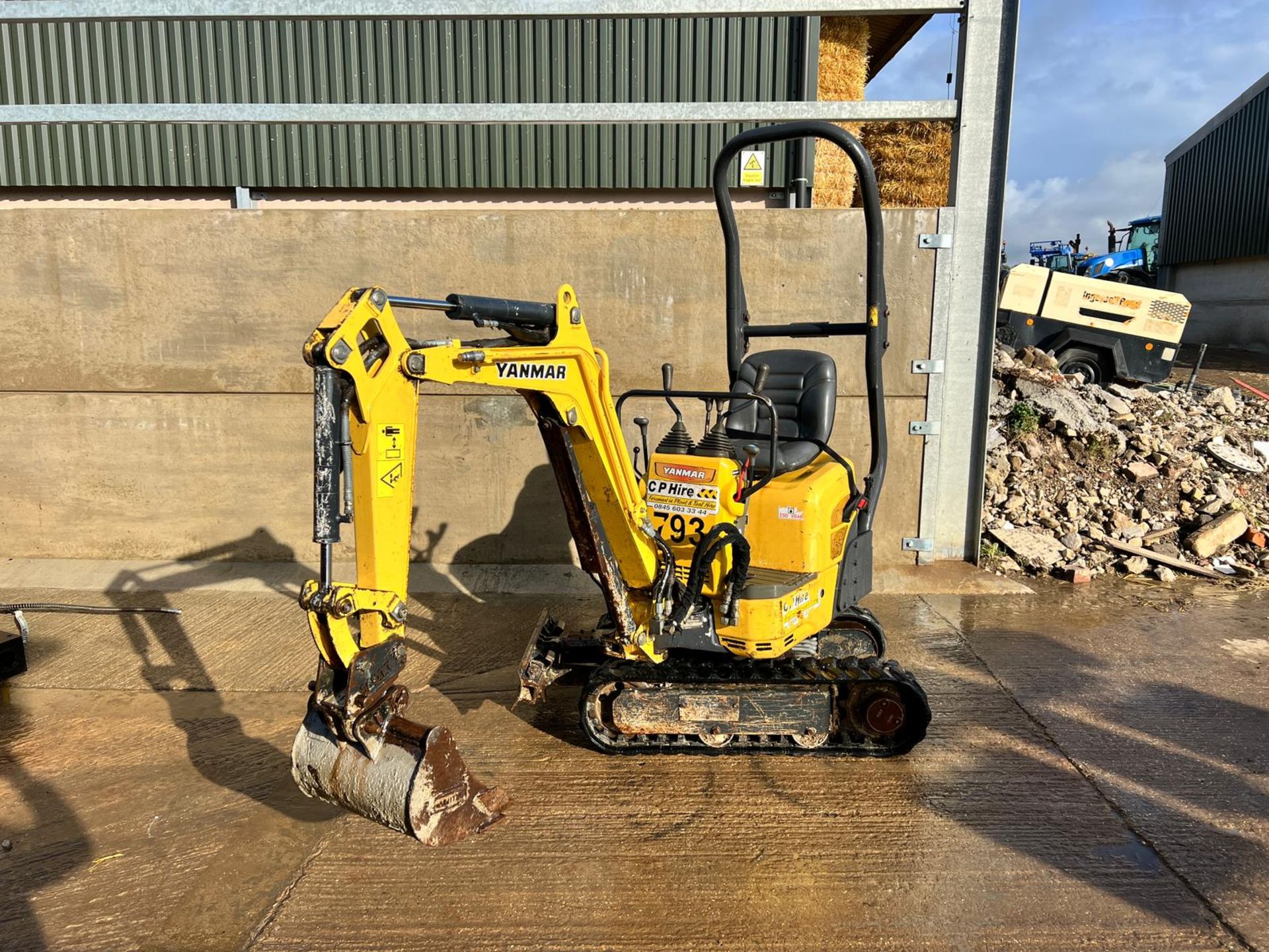 2017 Yanmar SV08 Micro Digger - Runs Drives And Digs *PLUS VAT* - Image 3 of 22