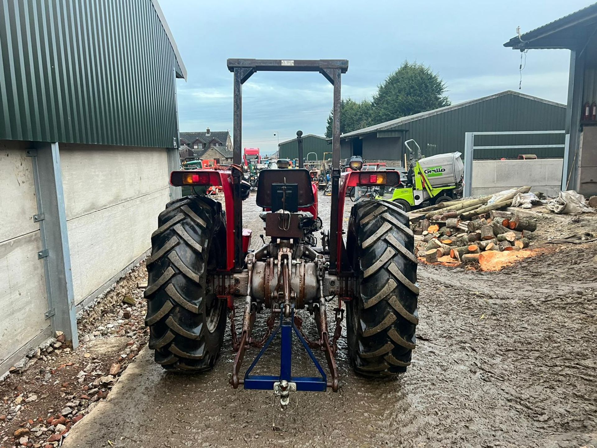 MASSEY FERGUSON 350 52hp 2WD TRACTOR, RUNS DRIVES AND WORKS, SHOWING A LOW 1200 HOURS - Image 5 of 16