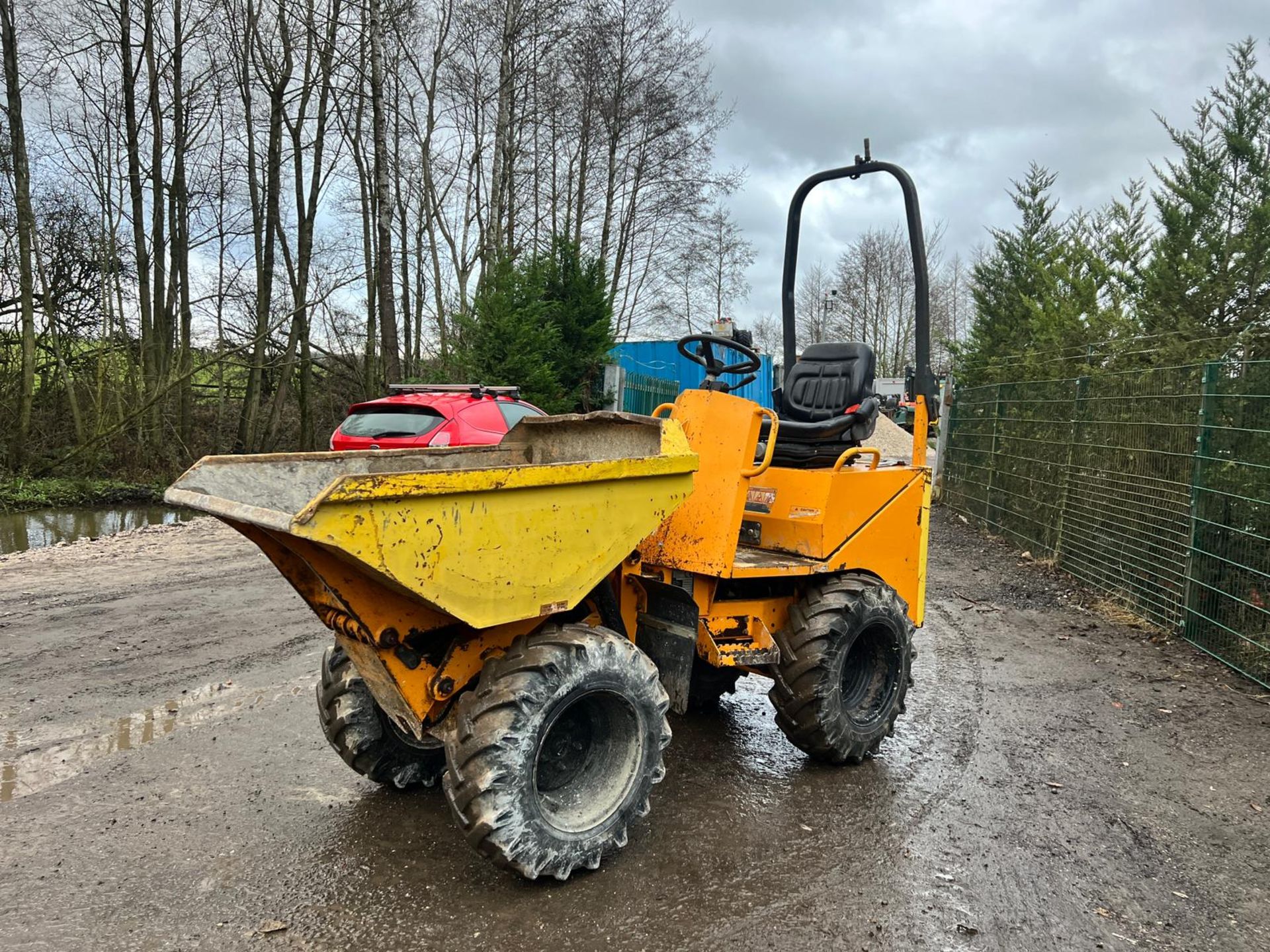 2010 Thwaites MACH201 4WD 1 Tonne High Tip Dumper *PLUS VAT* - Image 2 of 18