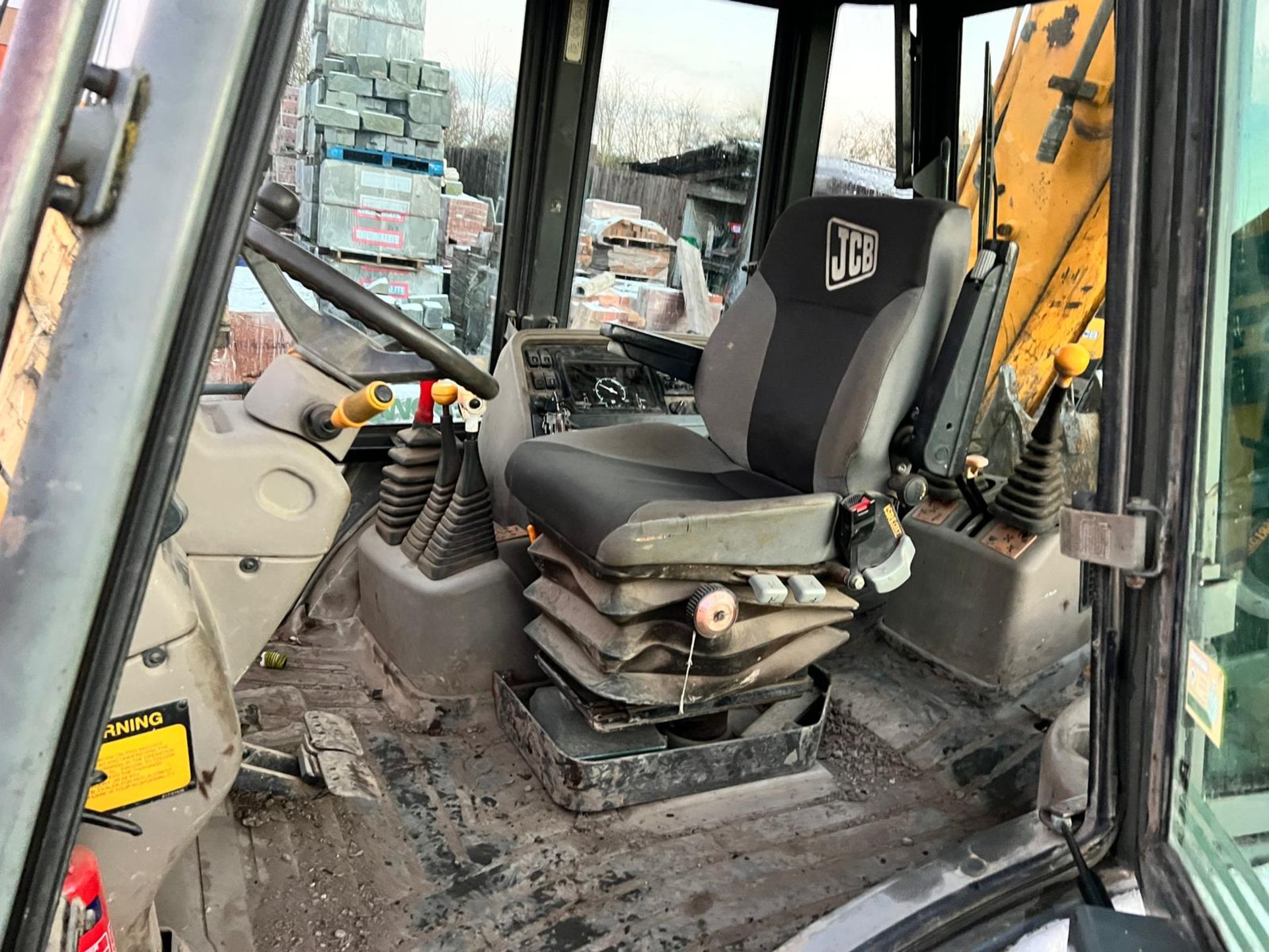 JCB 3CX Sitemaster Plus Turbo Diesel 4WD Powershift Front Loader Backhoe *PLUS VAT* - Image 17 of 26