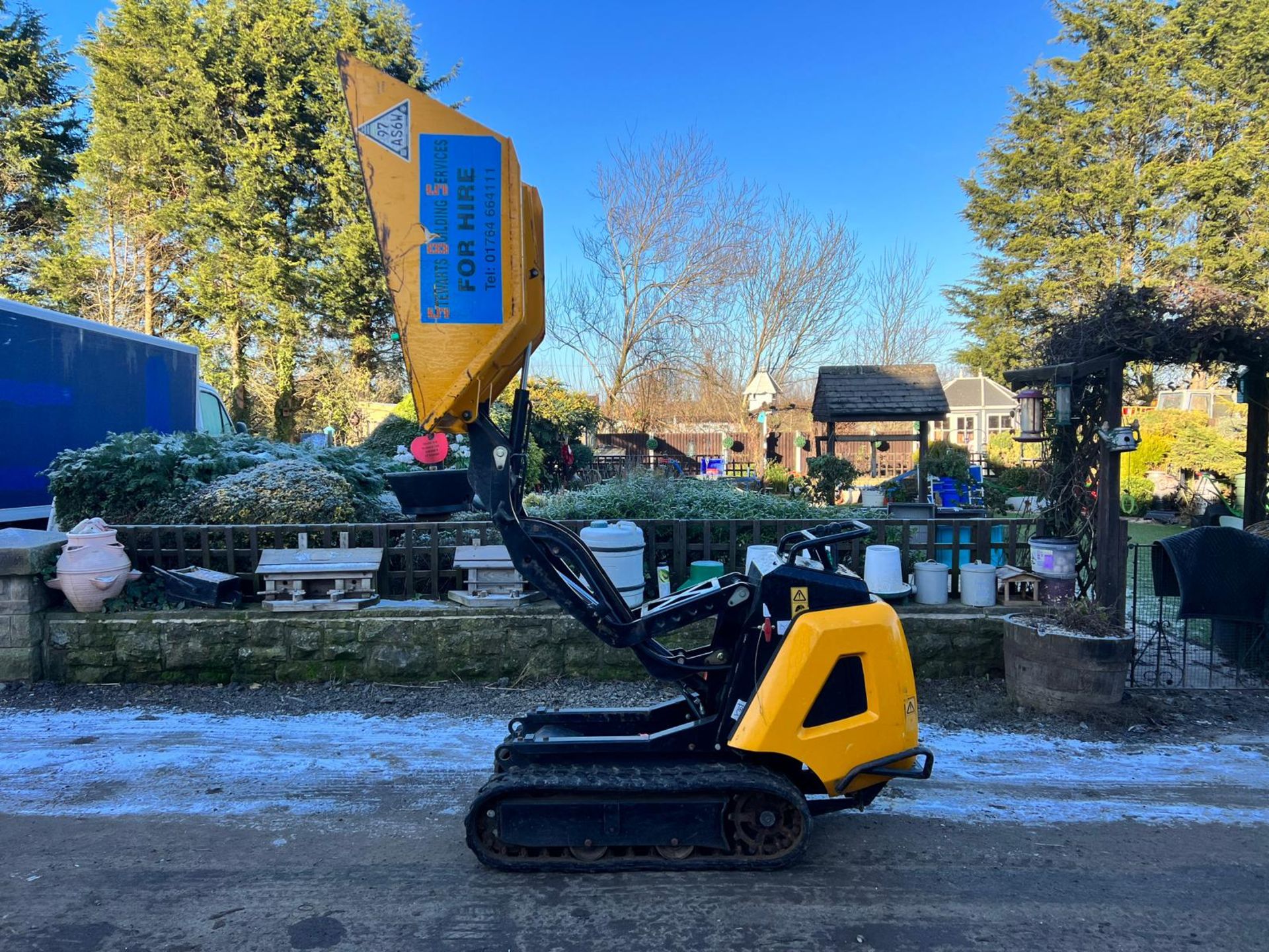 JCB HTD-5 Diesel High Tip Tracked Pedestrian Dumper *PLUS VAT* - Image 16 of 17