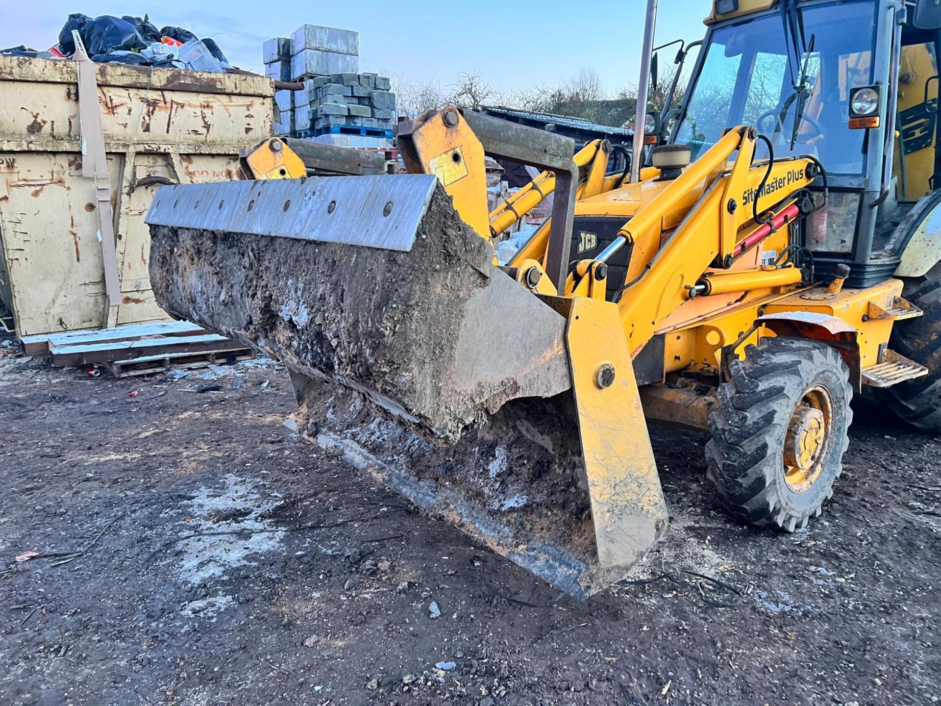 JCB 3CX Sitemaster Plus Turbo Diesel 4WD Powershift Front Loader Backhoe *PLUS VAT* - Image 22 of 26