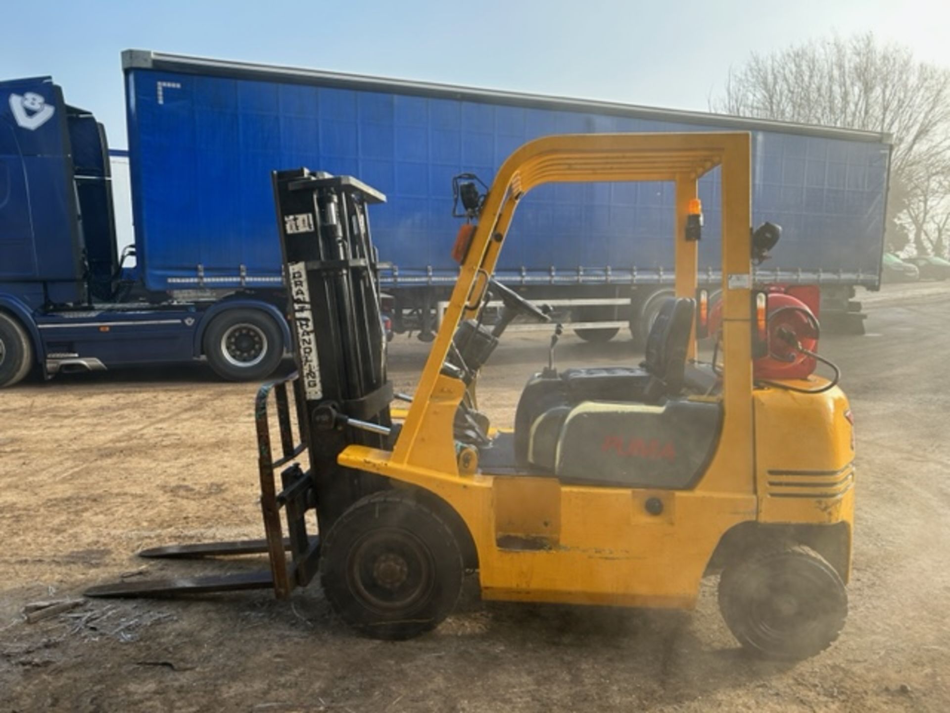 2001 PUMA FG20-3 GAS POWERED FORKLIFT *PLUS VAT* - Image 5 of 12