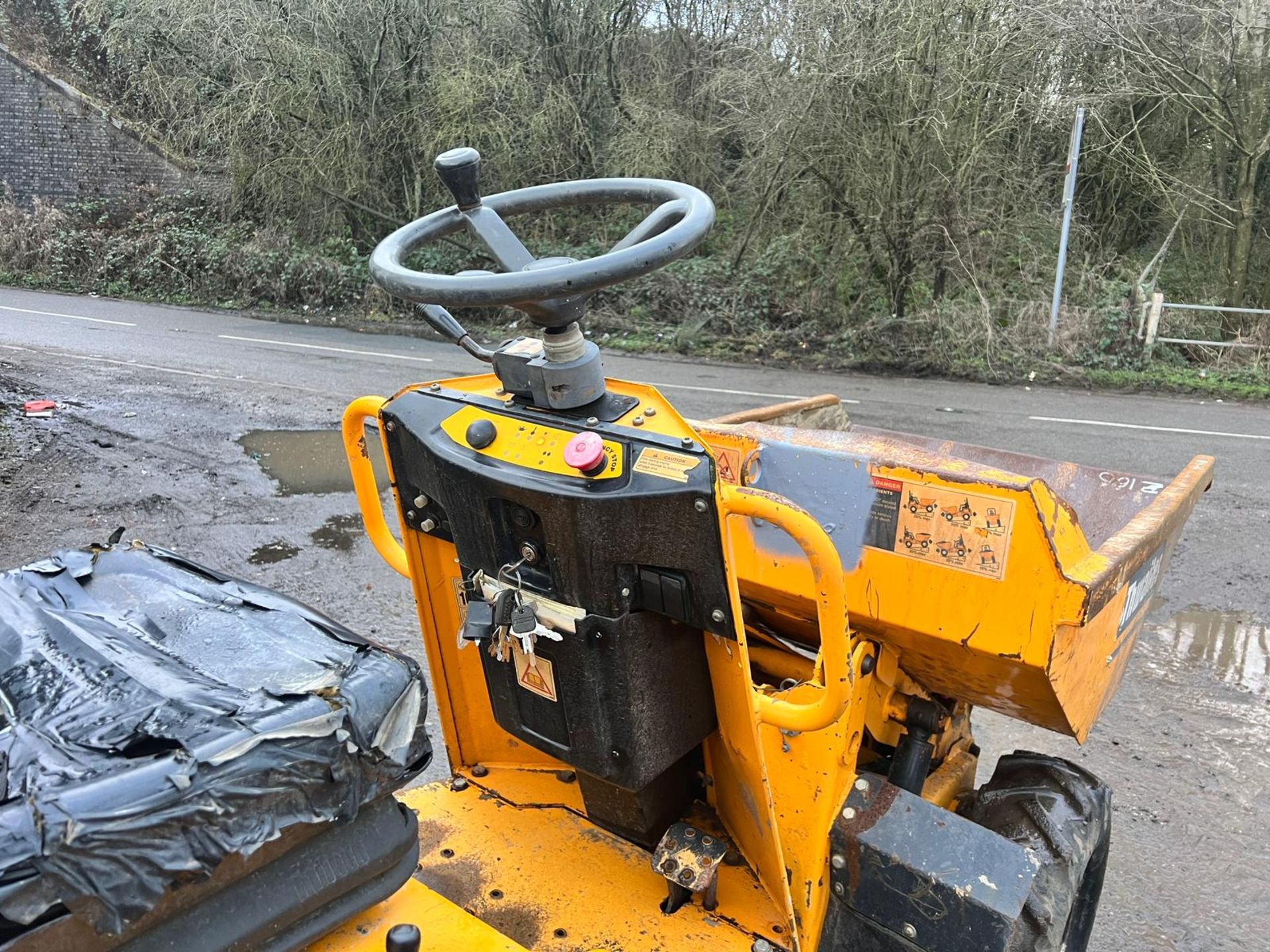 2011 Thwaites MACH201 4WD 1 Tonne High Tip Dumper *PLUS VAT* - Image 9 of 18