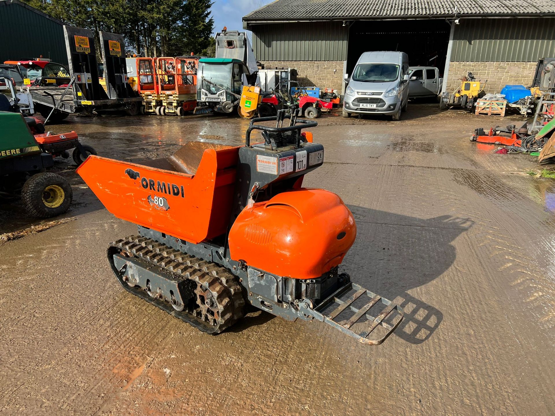 CORMIDI C10.80 DIESLE TRACKED DUMPER, RUNS DRIVES AND TIPS, YANMAR DIESEL ENGINE *PLUS VAT* - Image 3 of 7