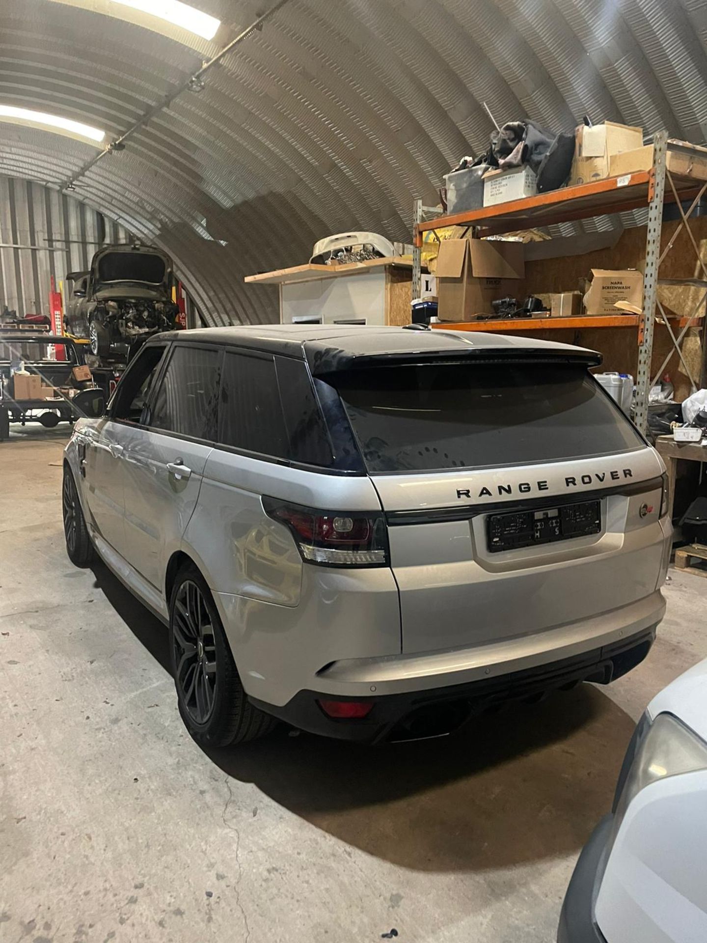 2015 Range Rover sport 5.0 SVR - IMPORT PLATE - LEFT HAND DRIVE *PLUS VAT* - Image 5 of 10