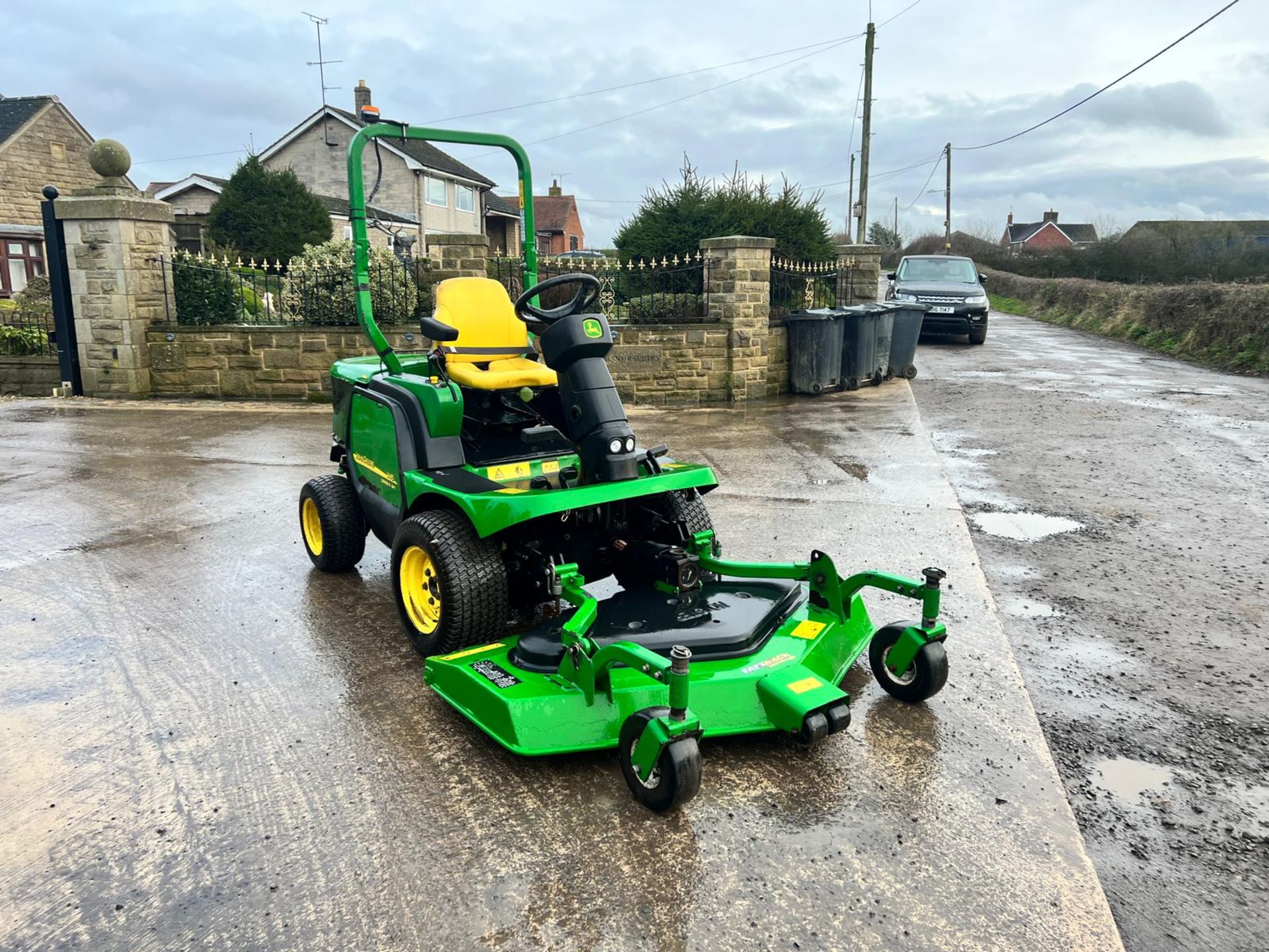 59 Reg. John Deere 1445 4WD Outfront Ride On Mower *PLUS VAT*