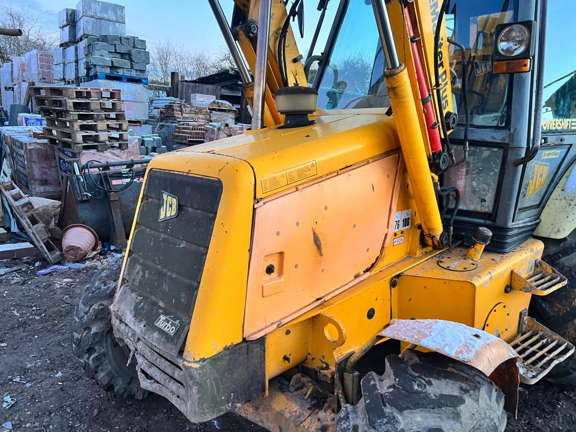 JCB 3CX Sitemaster Plus Turbo Diesel 4WD Powershift Front Loader Backhoe *PLUS VAT* - Image 23 of 26