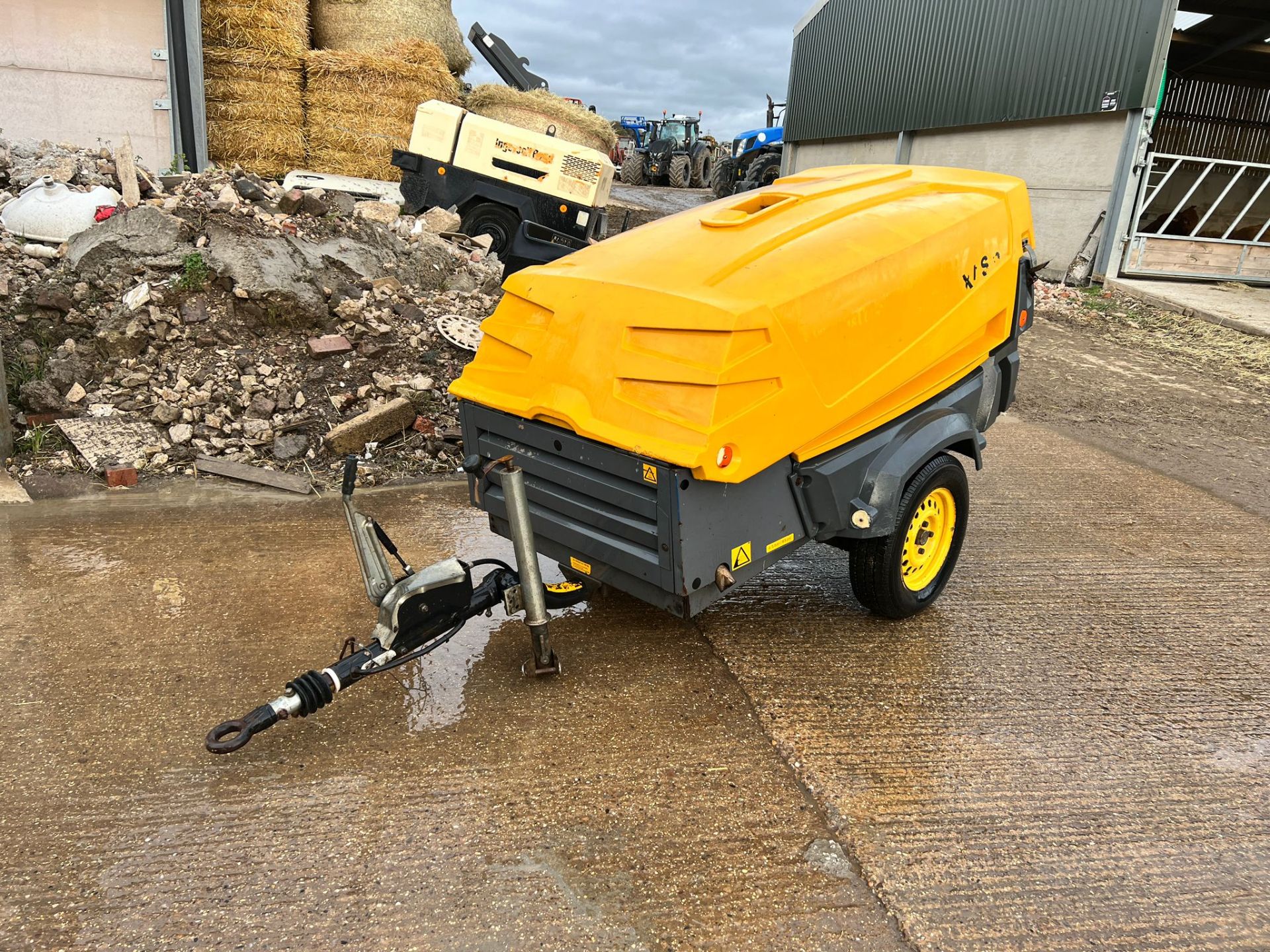 2007 Atlas Copco XAS67 130CFM Diesel Compressor With X2 Breakers, Hoses And Chisel *PLUS VAT* - Image 3 of 18