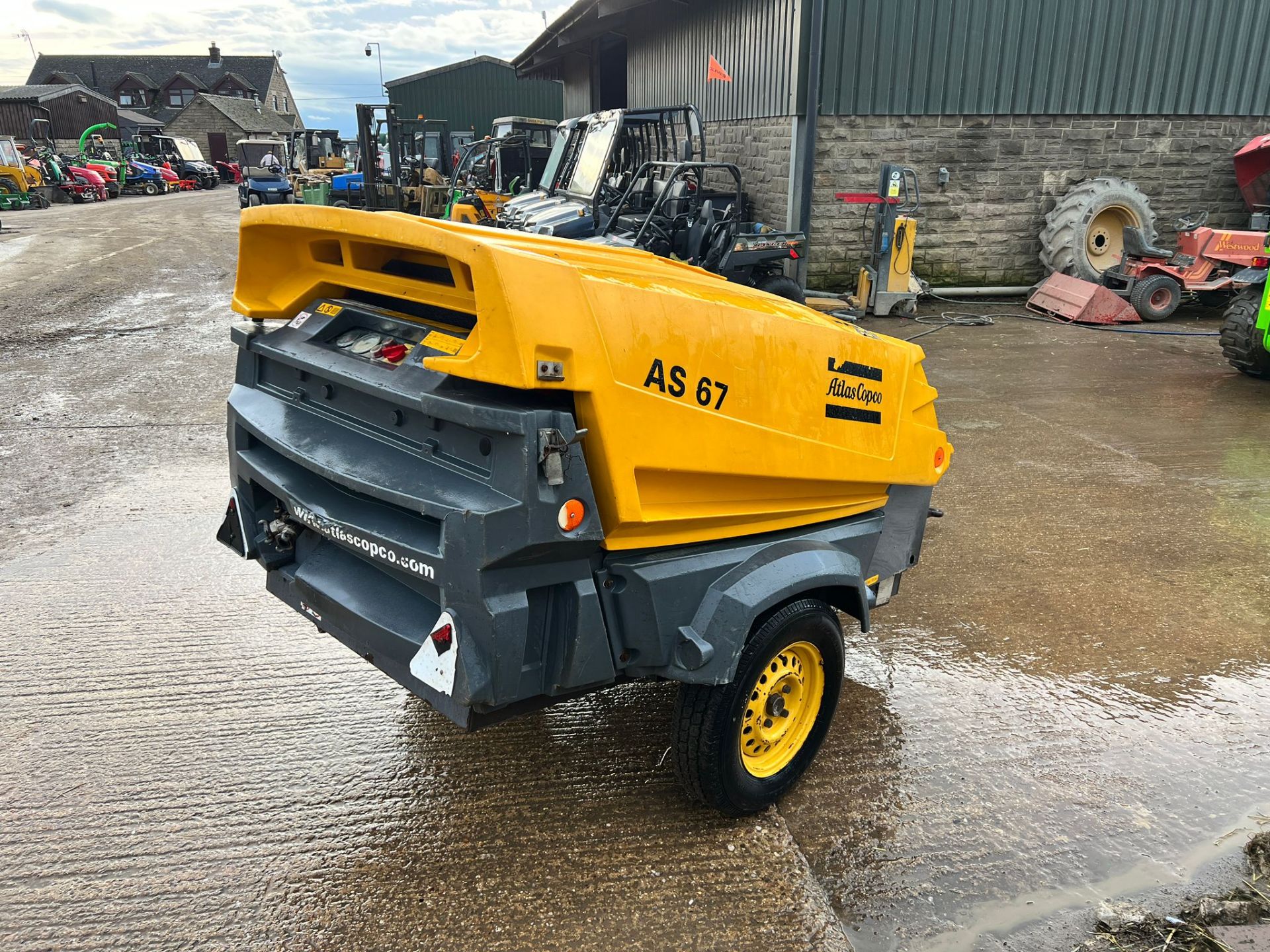 2007 Atlas Copco XAS67 130CFM Diesel Compressor With X2 Breakers, Hoses And Chisel *PLUS VAT* - Image 4 of 18