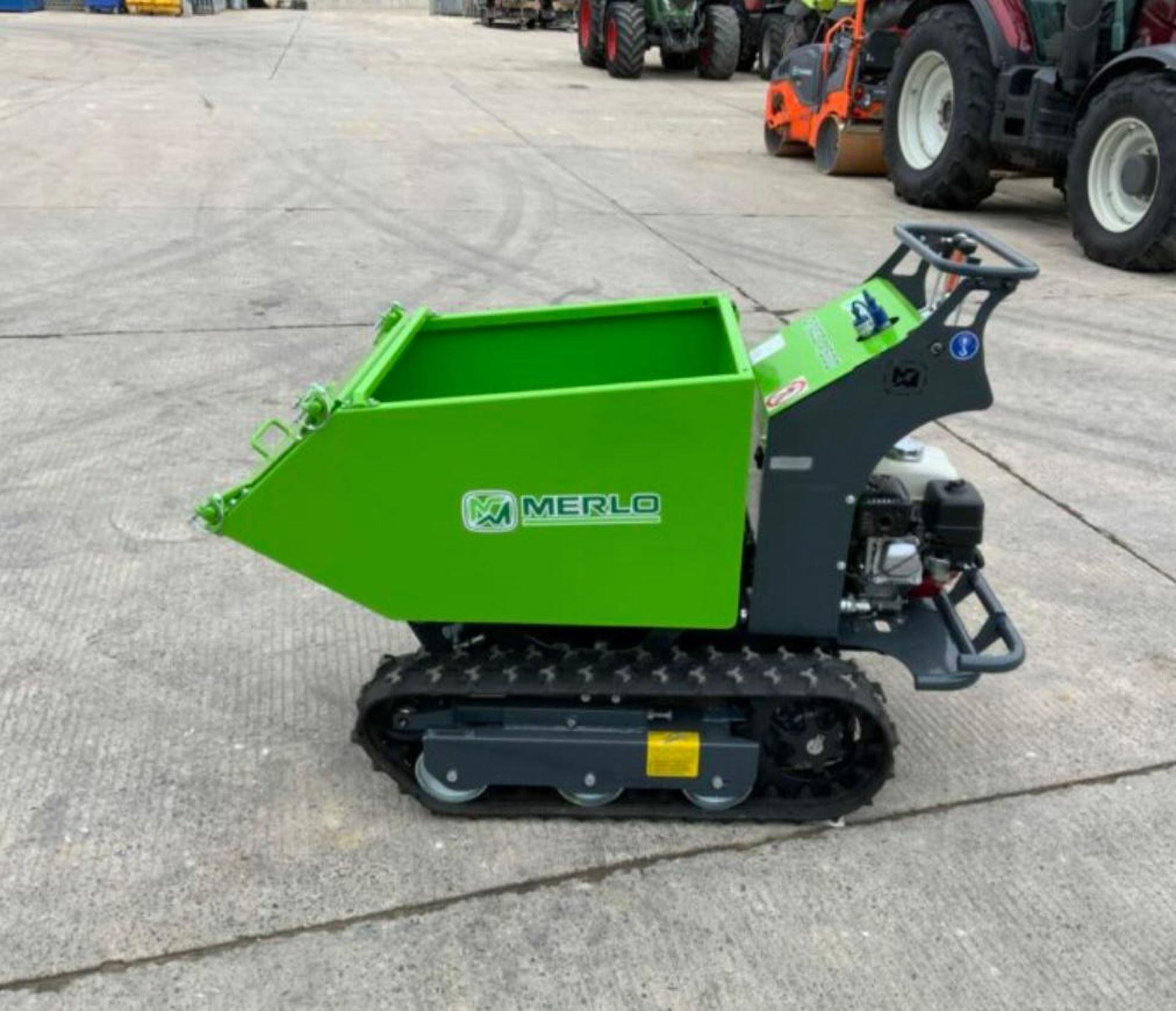 New And Unused Merlo Cingo M500DM 500KG Tracked Dumper, Runs Tips, Honda GX200 Engine *PLUS VAT*