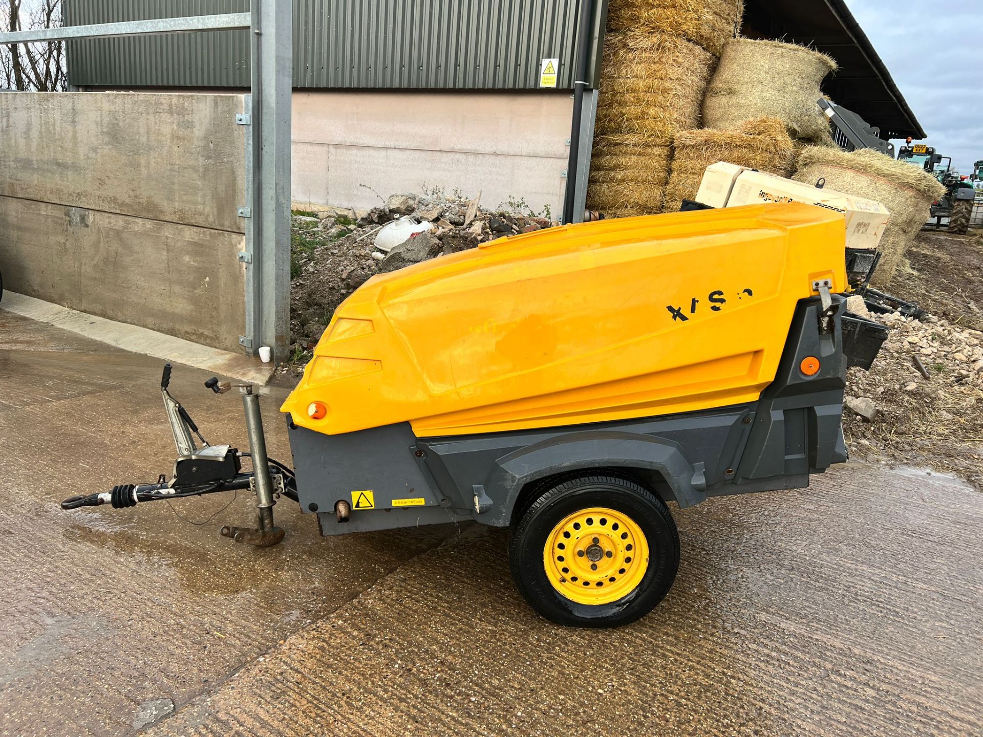 2007 Atlas Copco XAS67 130CFM Diesel Compressor With X2 Breakers, Hoses And Chisel *PLUS VAT* - Image 2 of 18