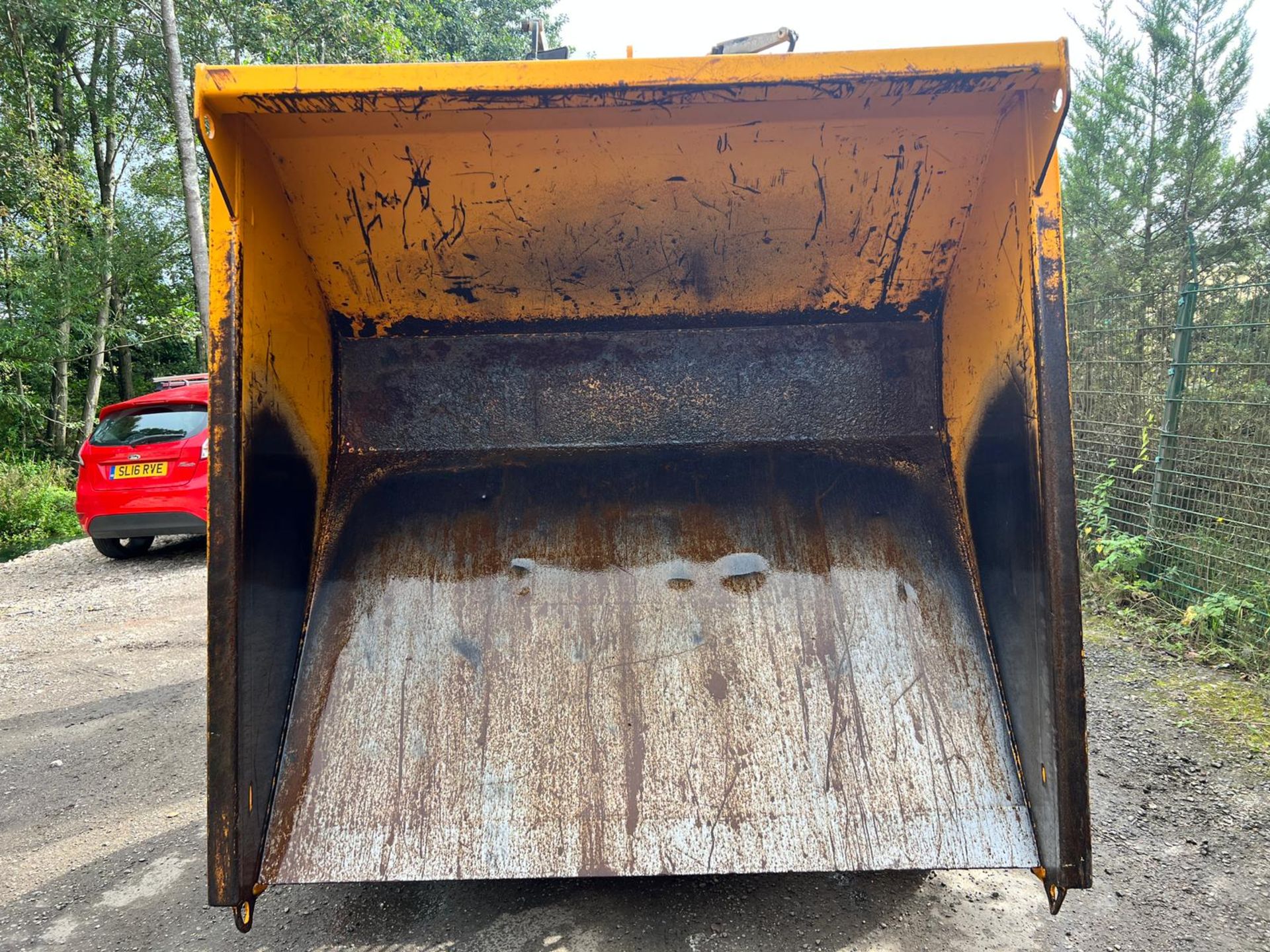 2010 Thwaites 4 Tonne 4WD Dumper *PLUS VAT* - Image 15 of 18