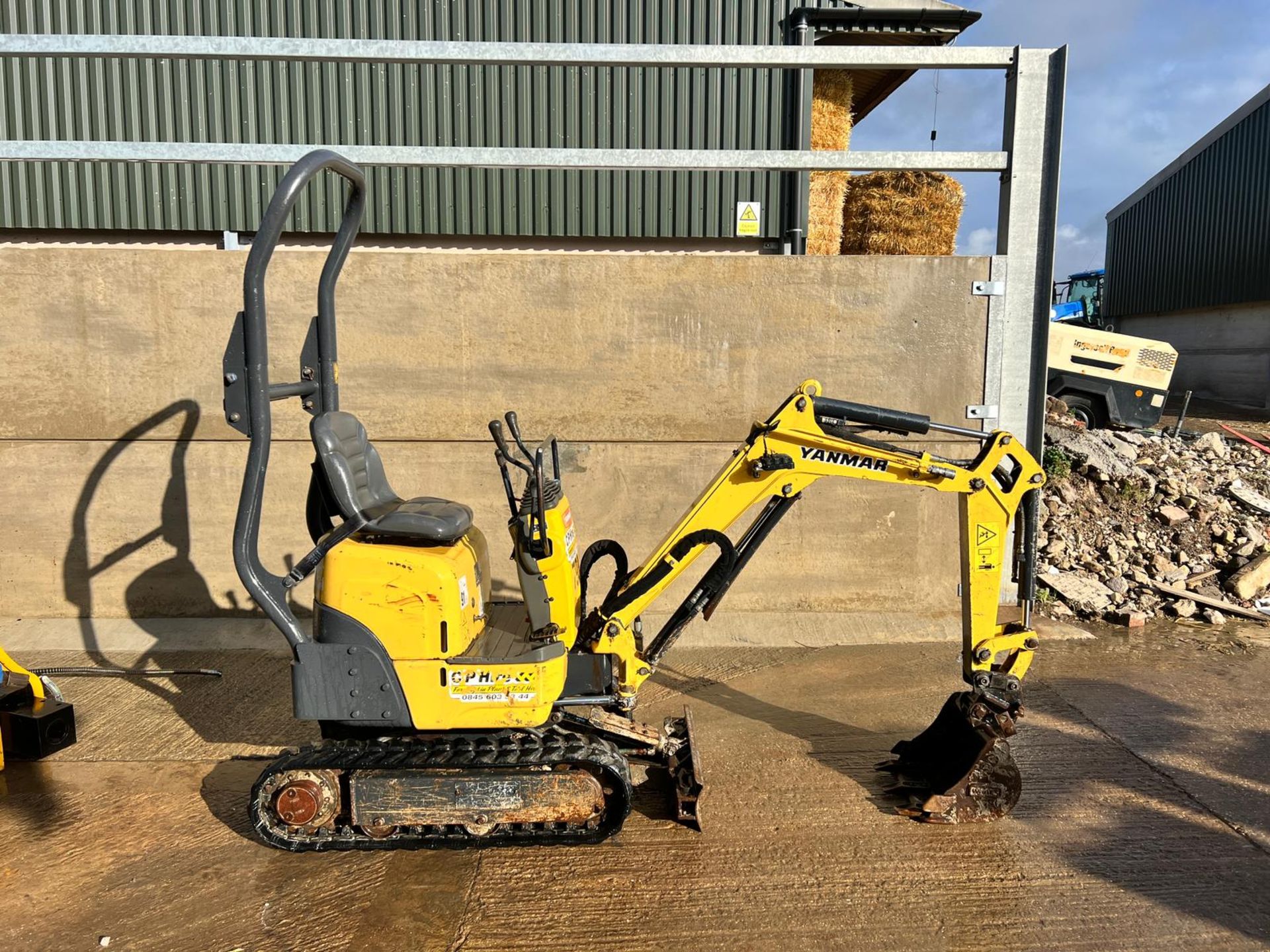 2017 Yanmar SV08 Micro Digger - Runs Drives And Digs *PLUS VAT* - Image 8 of 22