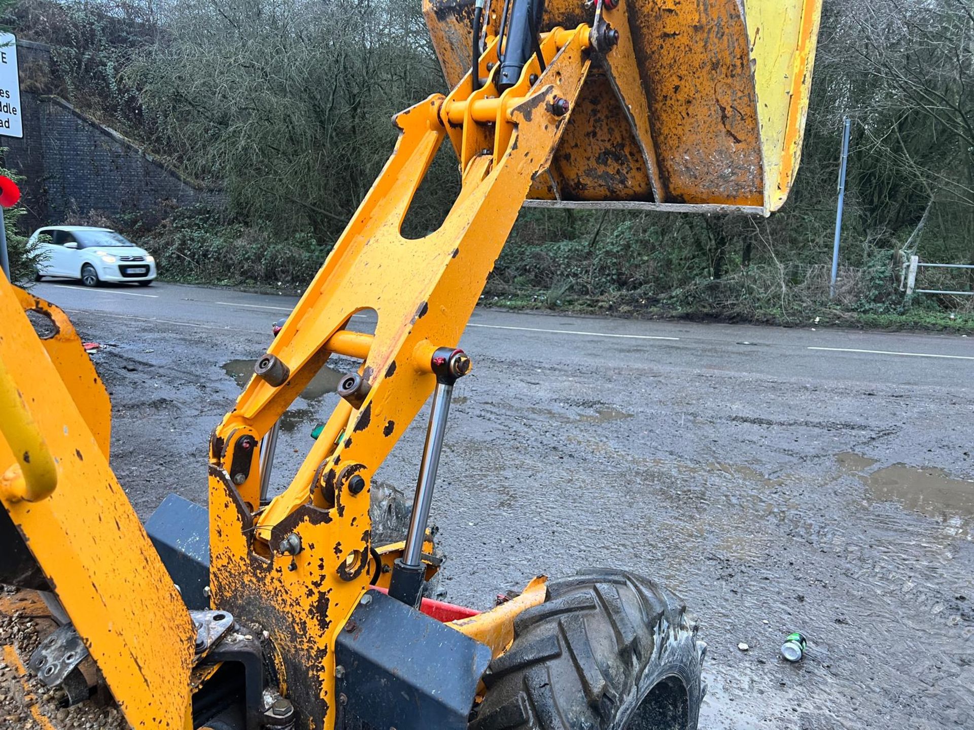 2010 Thwaites MACH201 4WD 1 Tonne High Tip Dumper *PLUS VAT* - Image 14 of 18