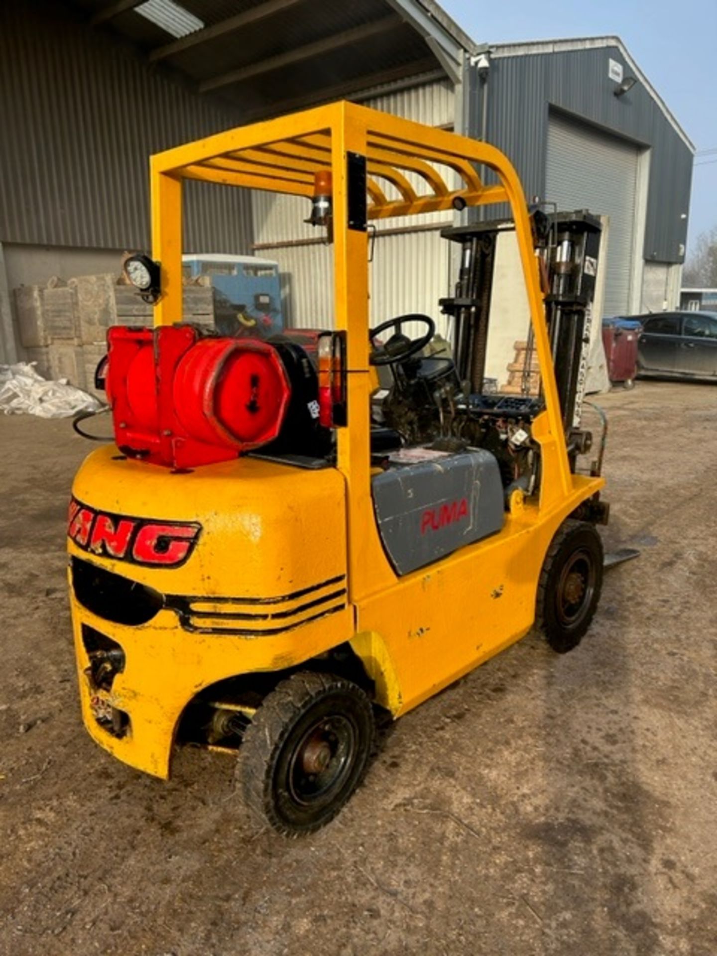 2001 PUMA FG20-3 GAS POWERED FORKLIFT *PLUS VAT* - Image 7 of 12