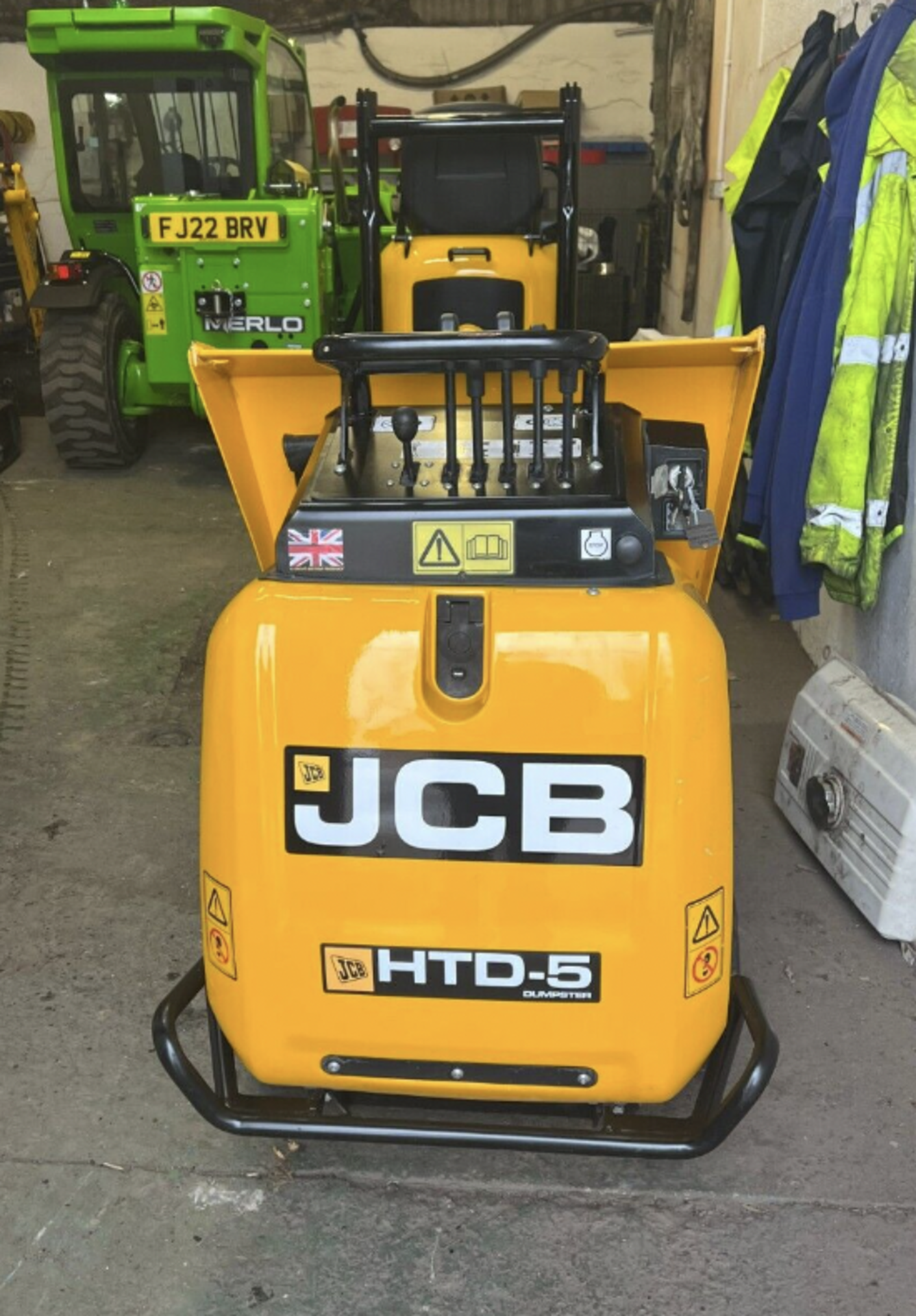 2020 JCB HIGH LIFT TRACKED DUMPER, , MODEL: HTD05 DUMPSTER   JCB HIGH LIFT TRACKED DUMPER MODEL: - Image 4 of 9