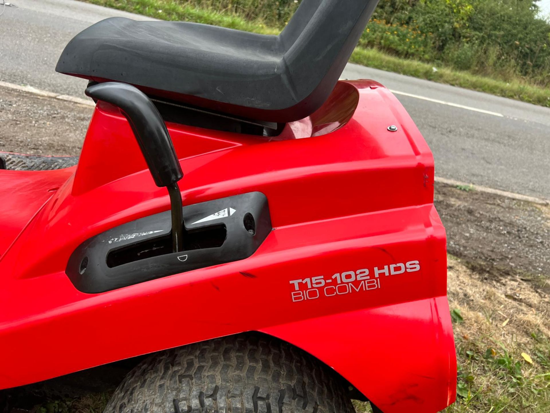 ALKO POWERLINE T15-102 HDD BIO COMBI RIDE ON MOWER, RUNS, DRIVES & CUTS *PLUS VAT* - Image 6 of 9