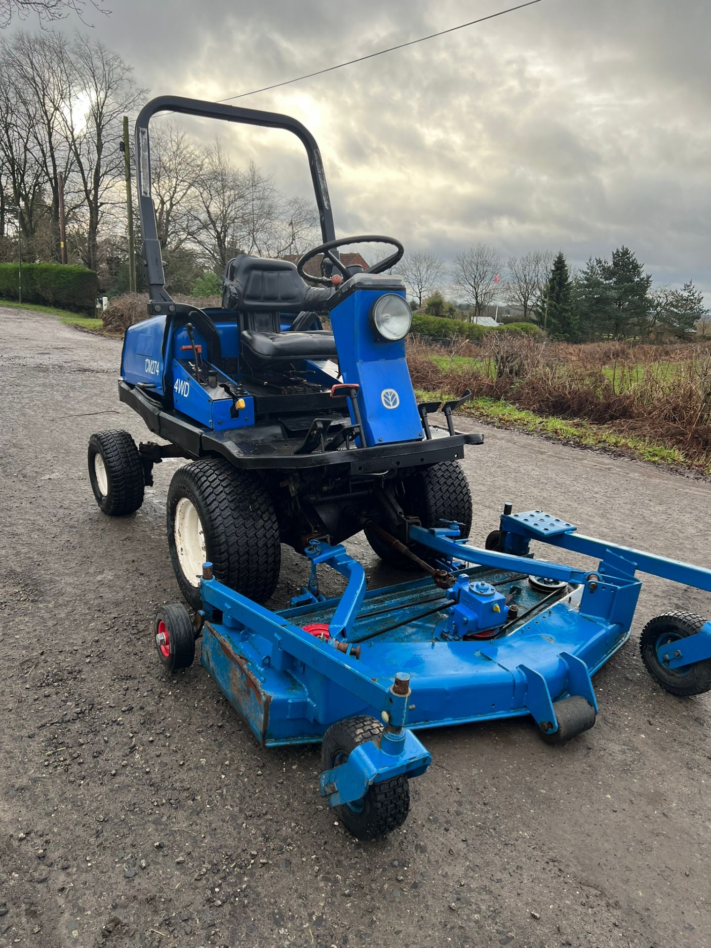 FORD CM274 OUT FRONT RIDE ON LAWN MOWER *PLUS VAT* - Image 8 of 8