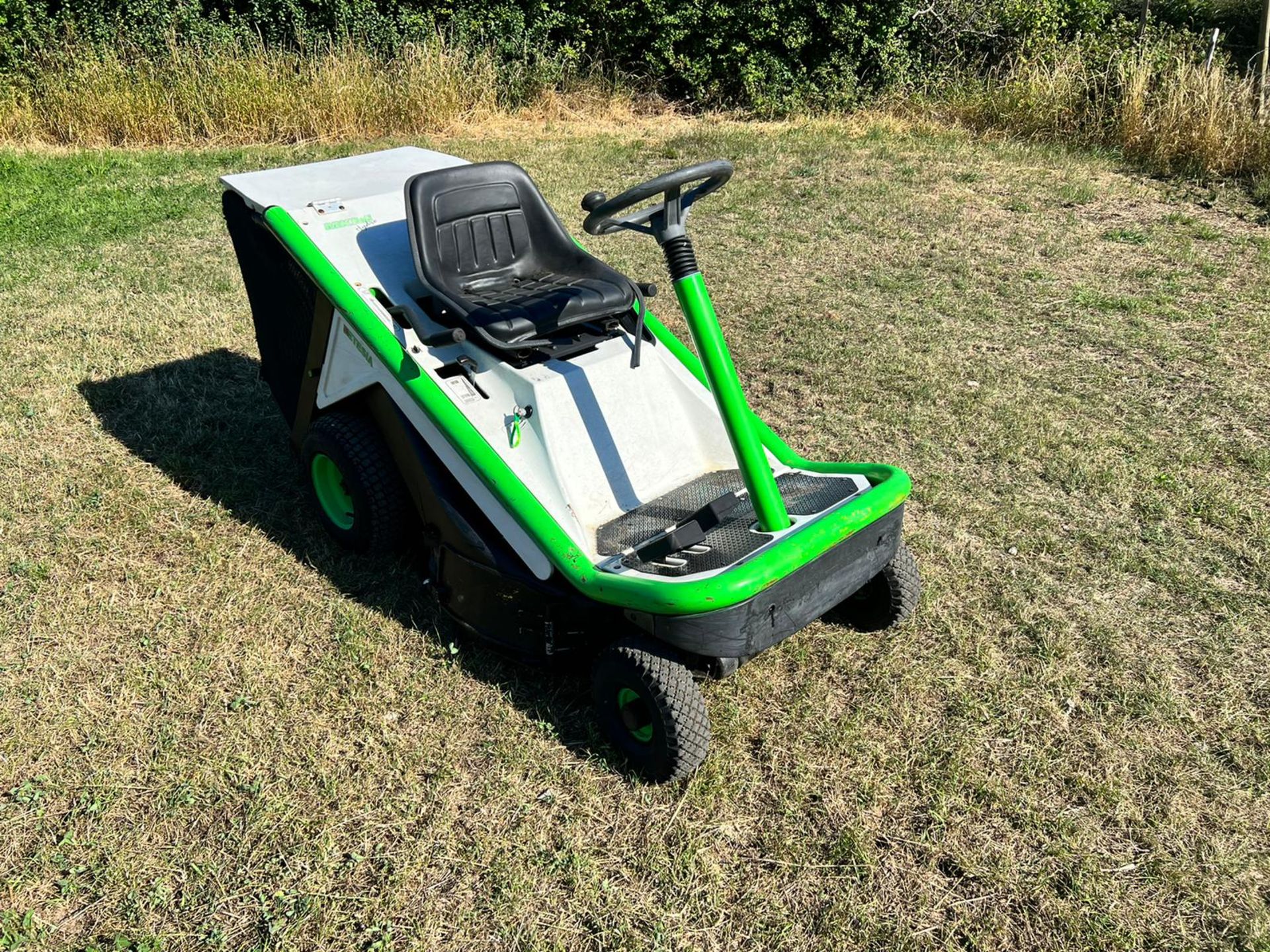 Etesia MKHE Hydro Ride On Mower *PLUS VAT*