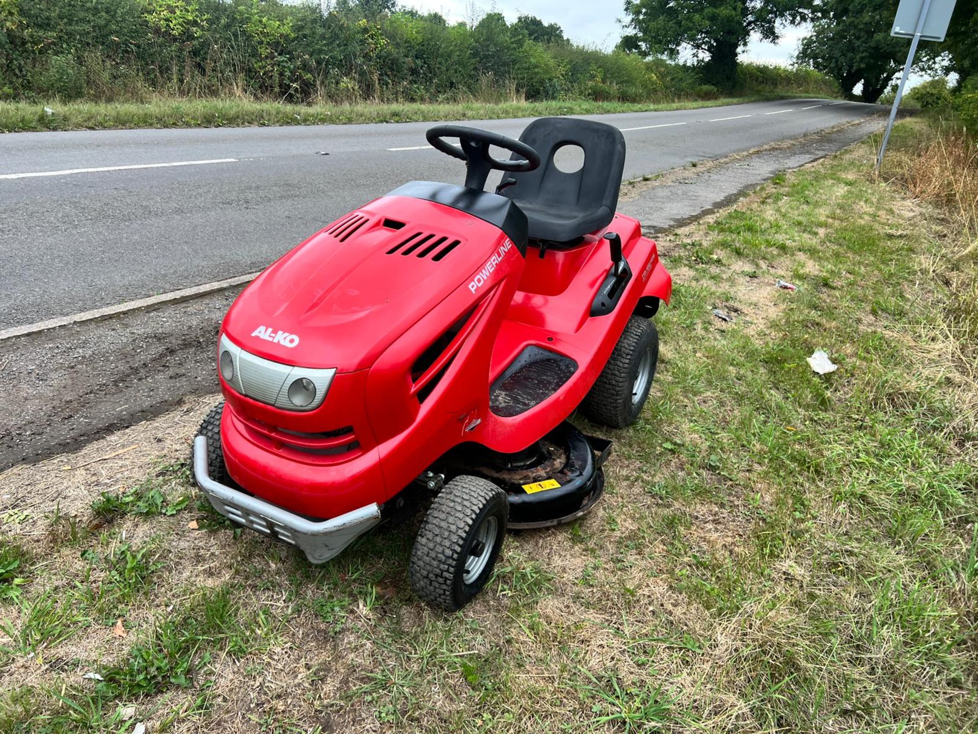 ALKO POWERLINE T15-102 HDD BIO COMBI RIDE ON MOWER, RUNS, DRIVES & CUTS *PLUS VAT* - Image 3 of 9