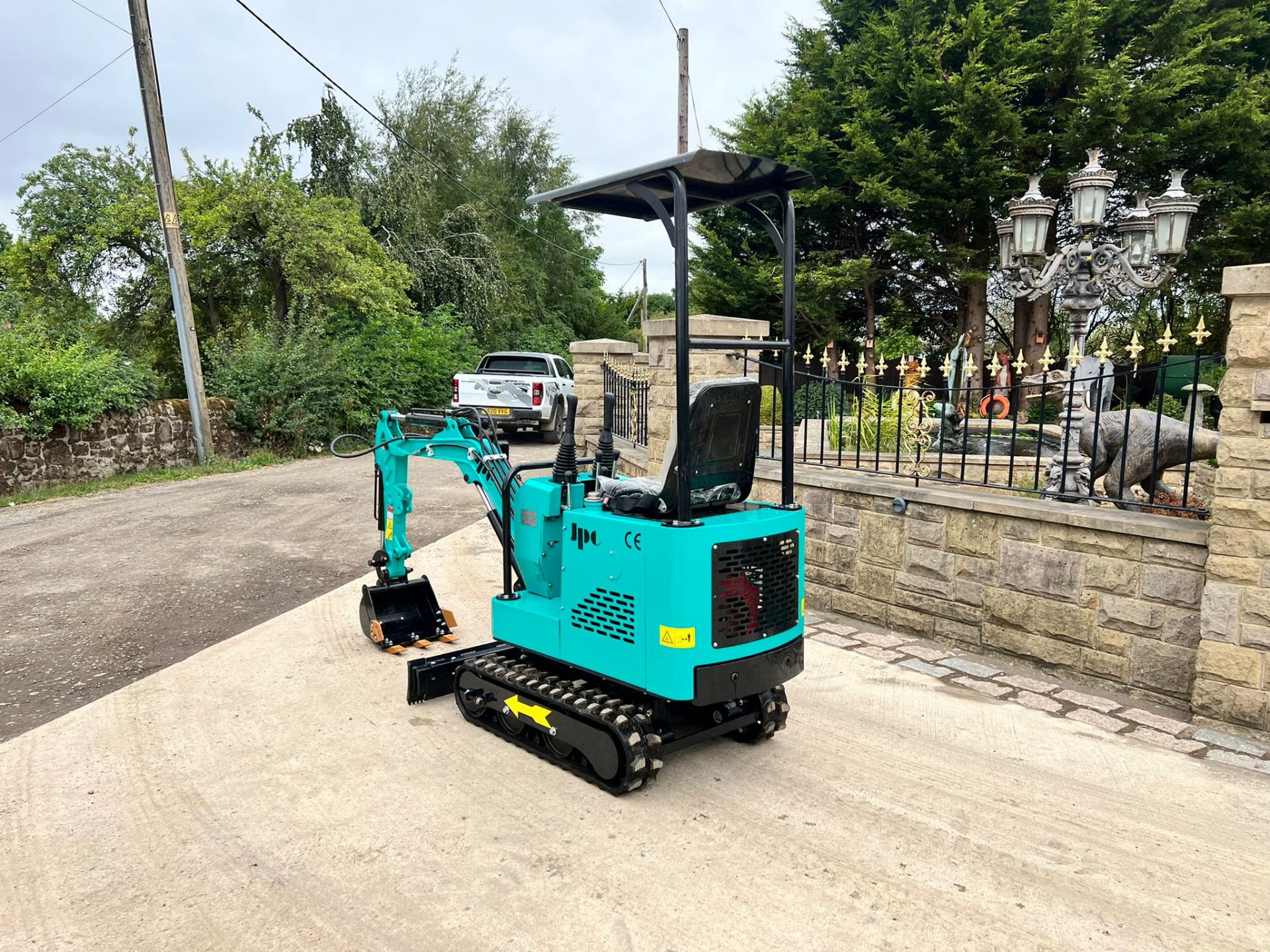 New And Unused JPC PC10 1 Ton Mini Digger *PLUS VAT* - Image 4 of 8