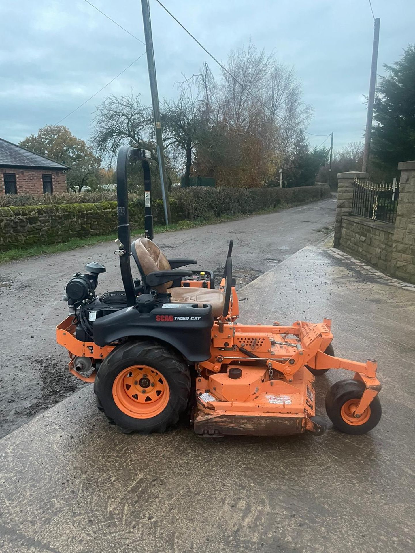 SCAG TIGERCAT ZERO TURN RIDE ON LAWN MOWER *PLUS VAT* - Image 8 of 10