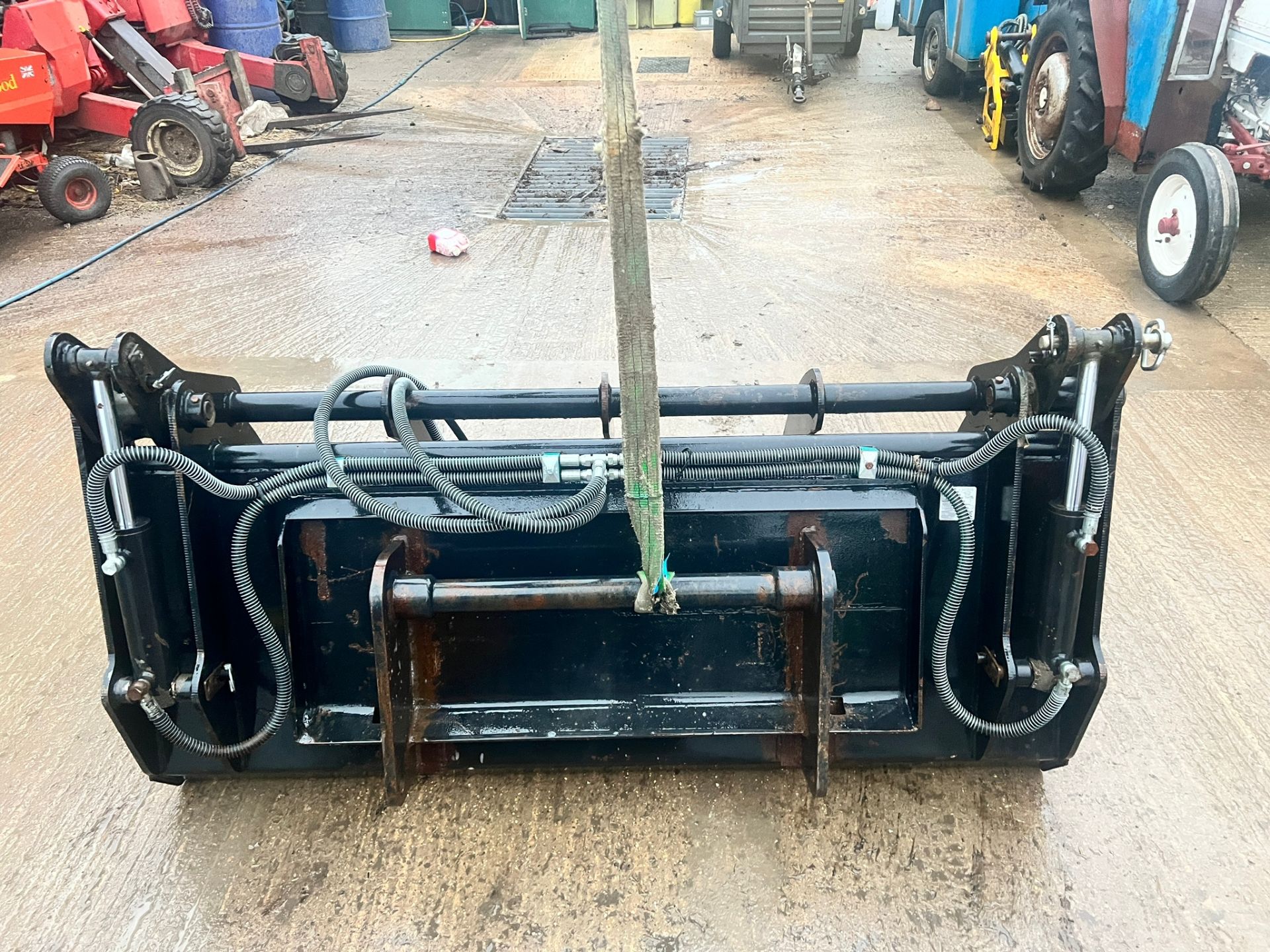 Abiljo 72” Hydraulic Bucket Grab *PLUS VAT* - Image 12 of 14