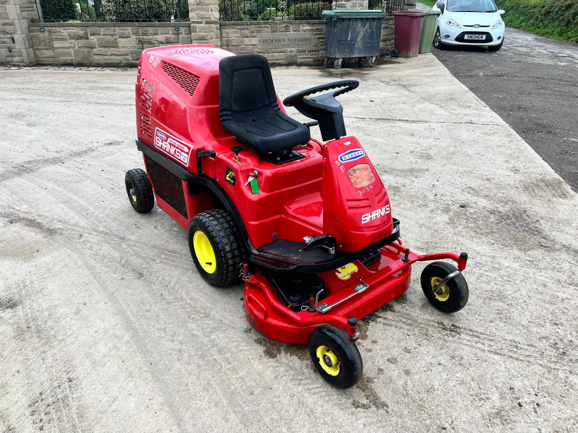 Barrus Shanks TG155T 4W Direct Collect Outfront Ride On Mower *PLUS VAT* - Image 6 of 17