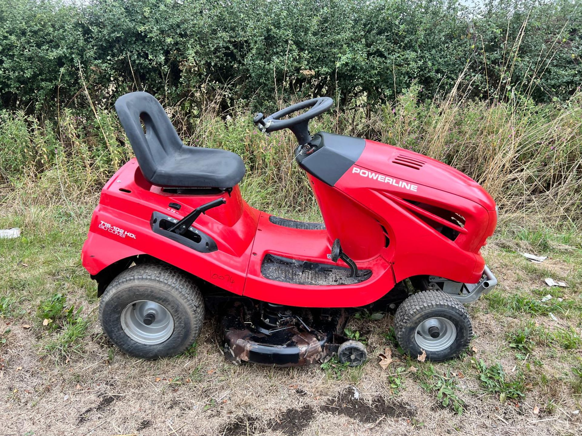 ALKO POWERLINE T15-102 HDD BIO COMBI RIDE ON MOWER, RUNS, DRIVES & CUTS *PLUS VAT* - Image 2 of 9