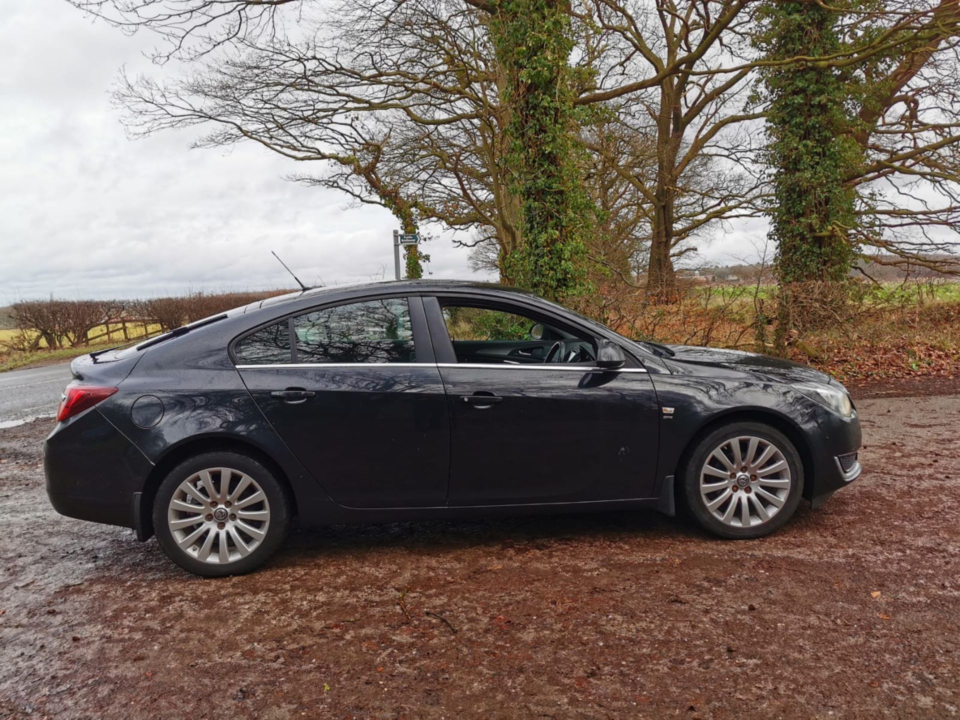 2015 VAUXHALL INSIGNIA DESIGN CDTI ECO S/S BLACK HATCHBACK *NO VAT* - Image 5 of 22