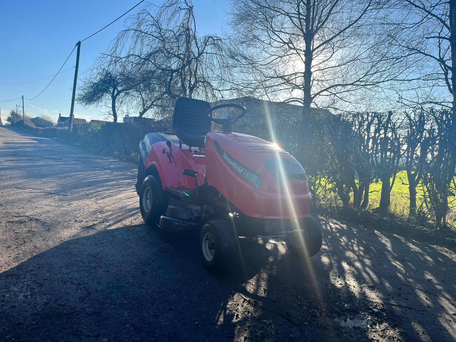 MOUNTFIELD 1435M RIDE ON LAWN MOWER *PLUS VAT*