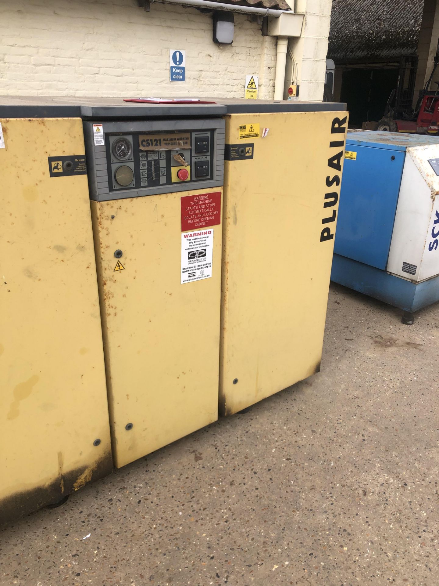 HPC plusair, model: CS121 serial number: 1211147 47446hr on, 20454 hr run, 75kw 3 phase, Removed due