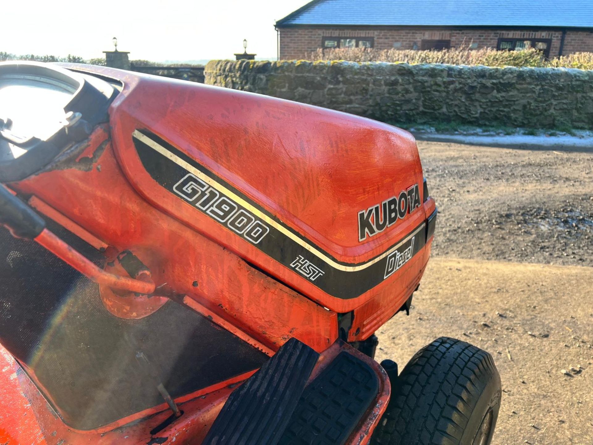 Kubota G1900S 4WS Diesel Ride On Mower *NO VAT* - Image 16 of 17