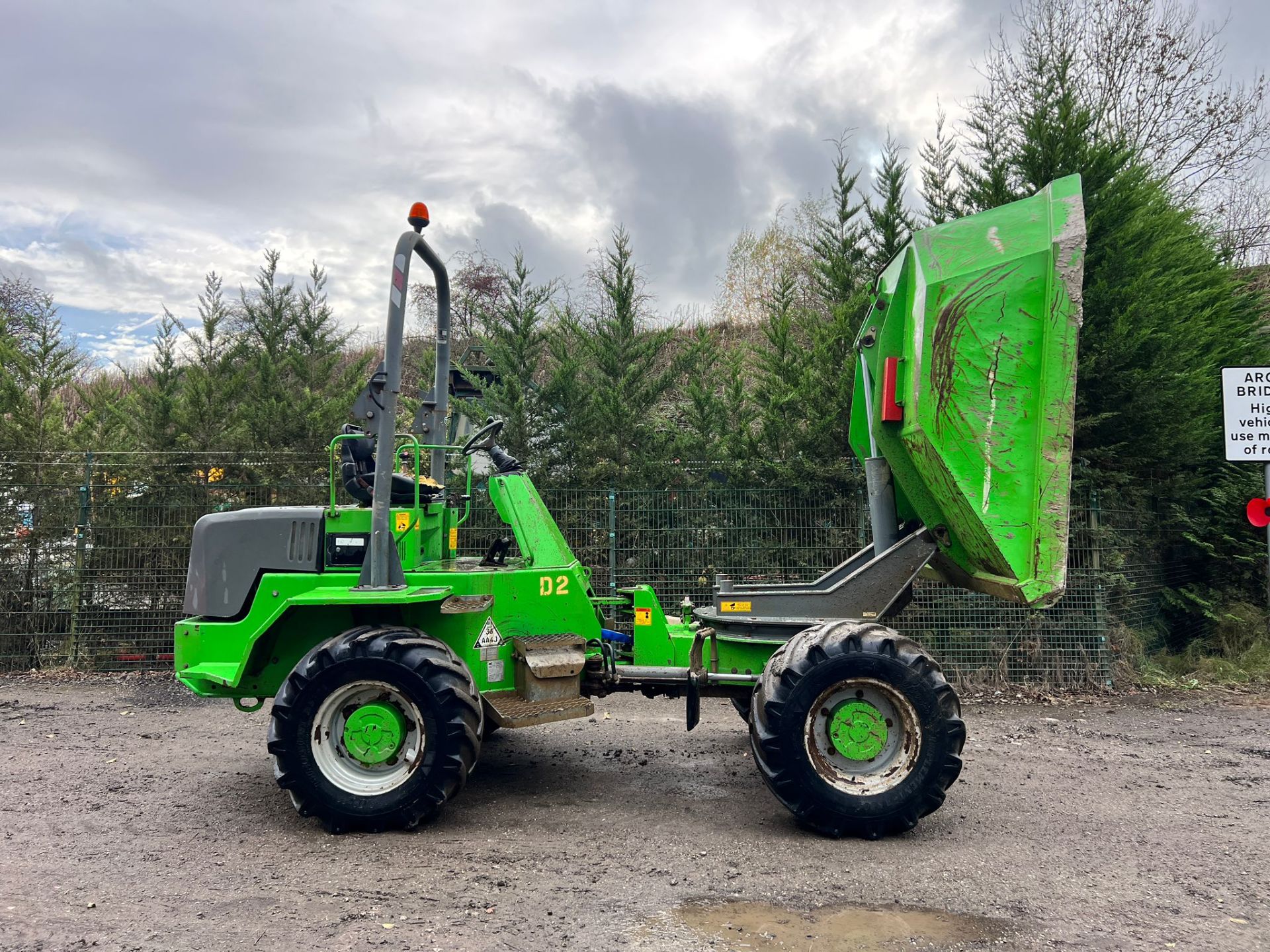 2009 NC SW6 6 Ton 4WD Swivel Skip Dumper *PLUS VAT* - Image 6 of 20