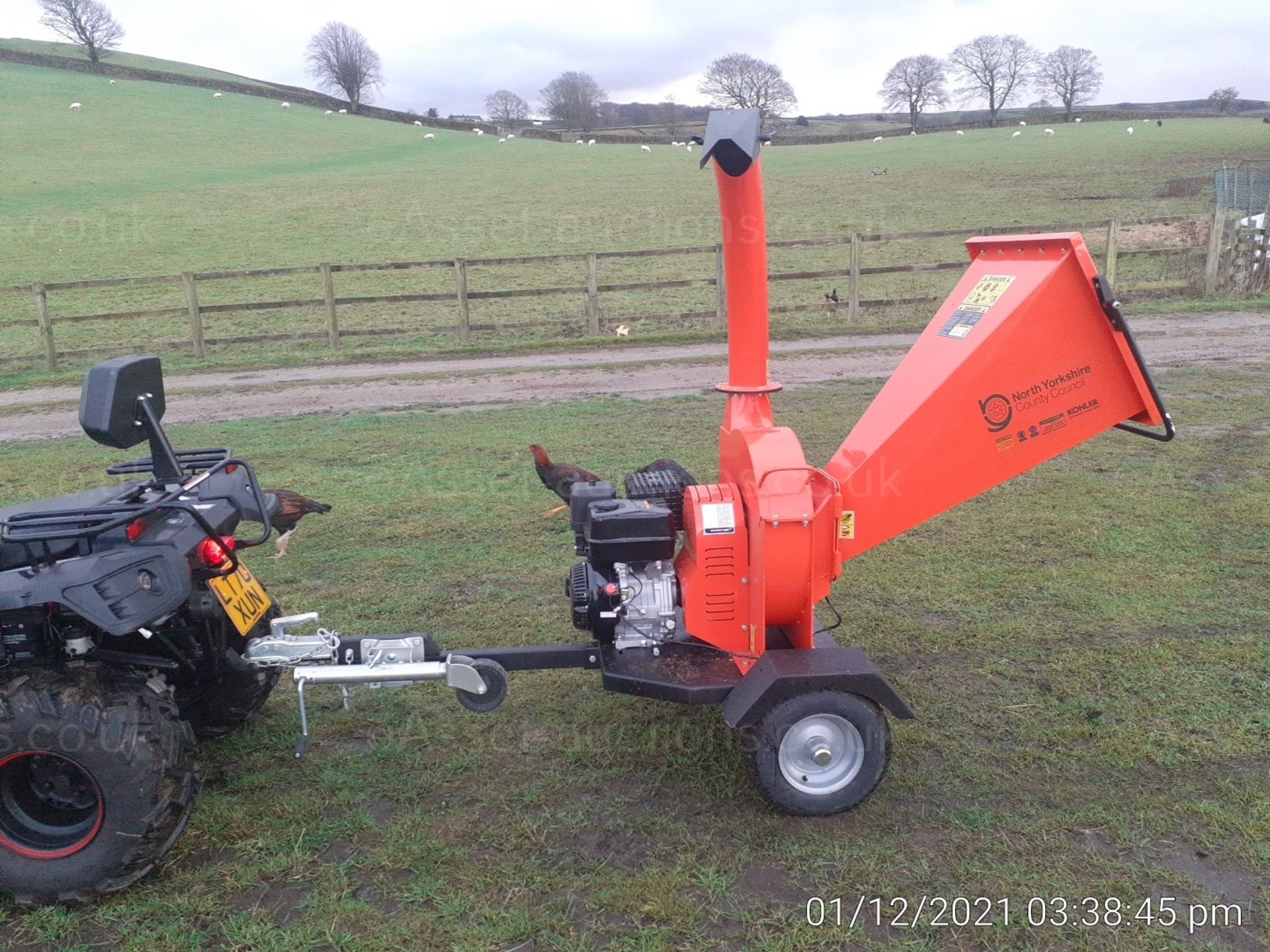 420cc Wood Chipper - BRAND NEW, comes with LED Rear light pack and numberplate holder *PLUS VAT* - Image 6 of 10