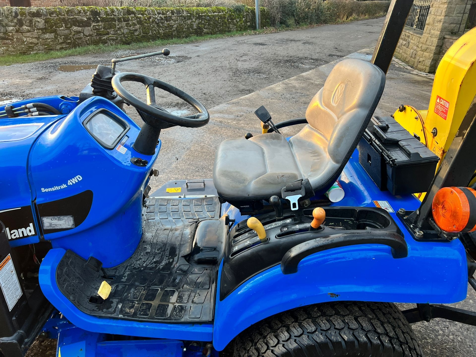 TZ25DA 25HP 4WD Compact Tractor With 54” Underslung Deck, Front Loader And Matev Rear Collector - Image 16 of 34