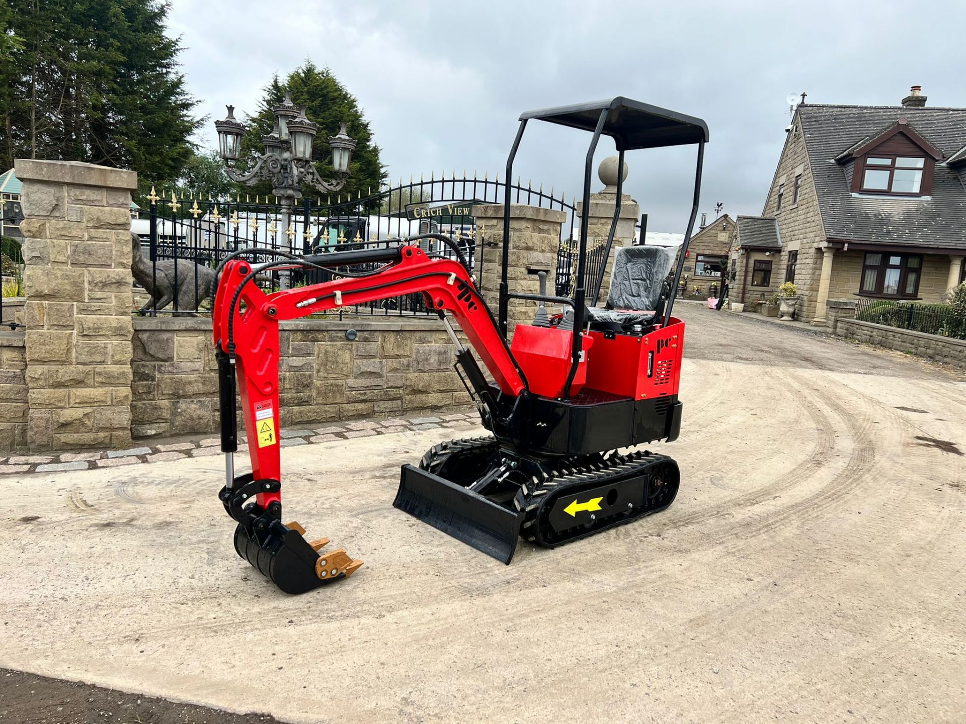 New And Unused JPC HT12 1 Ton Mini Digger *PLUS VAT* - Image 5 of 8