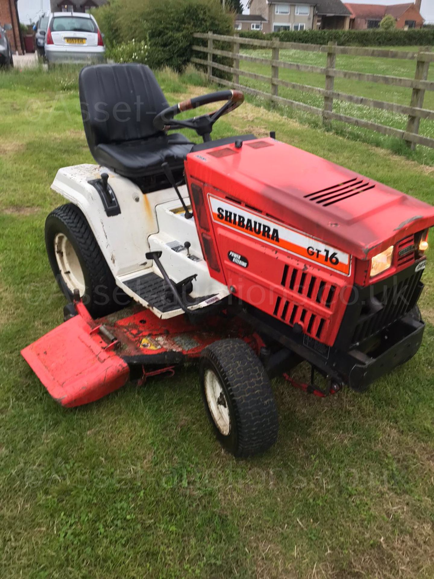 DIESEL SHIBAURA GT16 RIDE ON LAWN MOWER, RUNS, DRIVES AND CUTS, HYDROSTATIC DRIVE, *NO VAT*