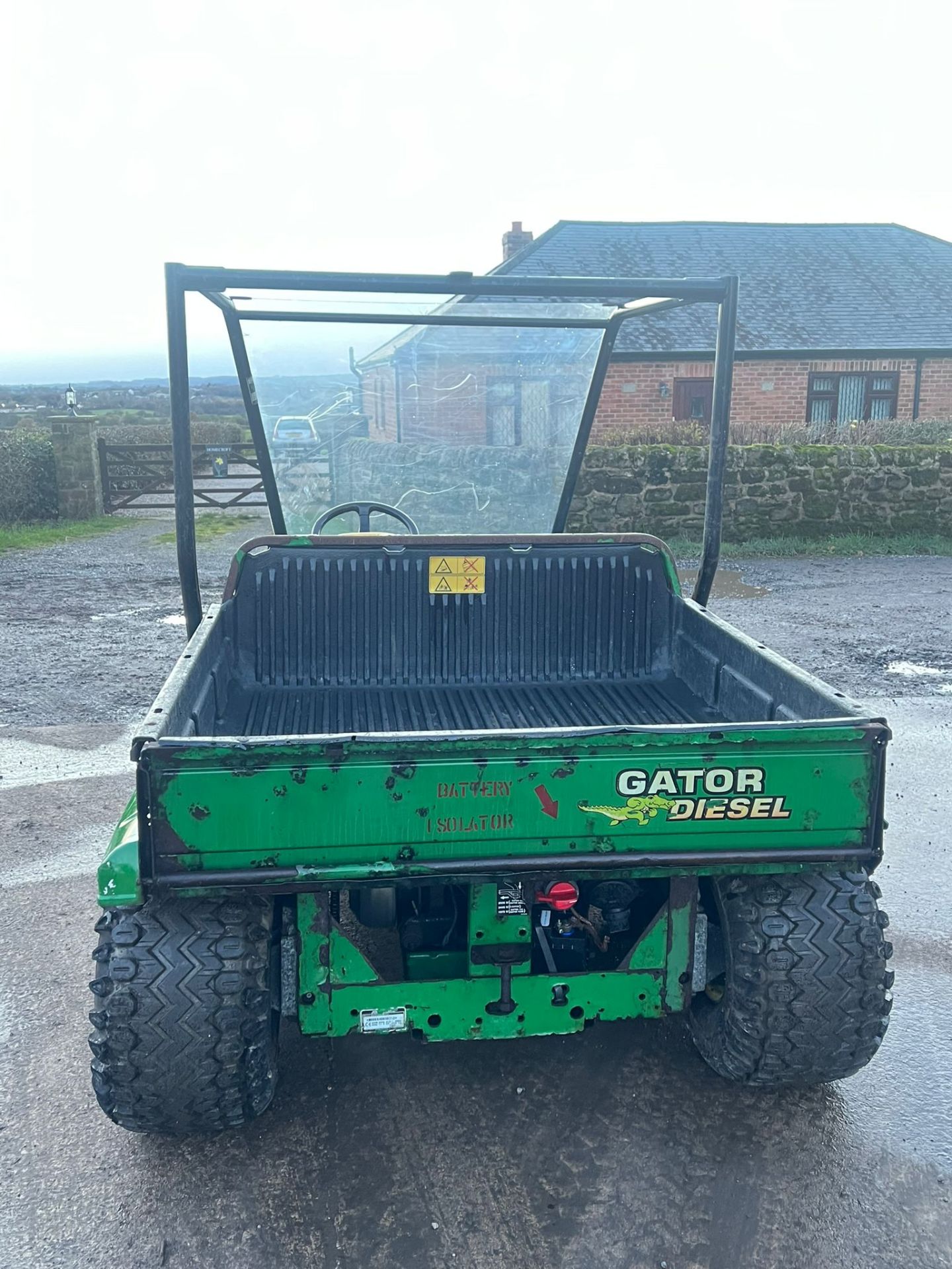 JOHN DEERE 6x4 GATOR - YANMAR DIESEL ENGINE *PLUS VAT* - Image 8 of 9