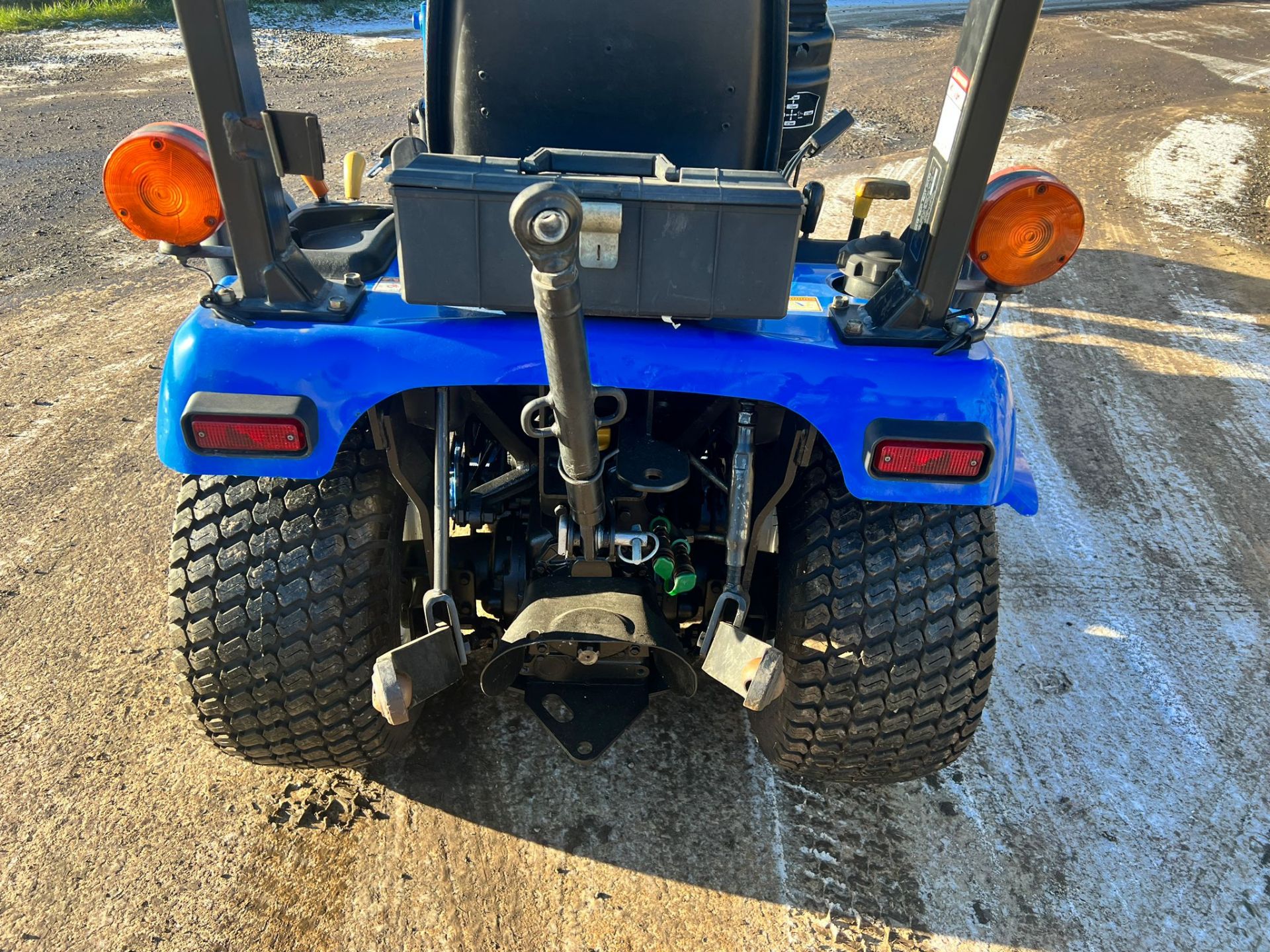 15 HRS FROM NEW ! New Holland Boomer TZ25DA 25HP 4WD Compact Tractor With 54” Underslung *PLUS VAT* - Image 20 of 24