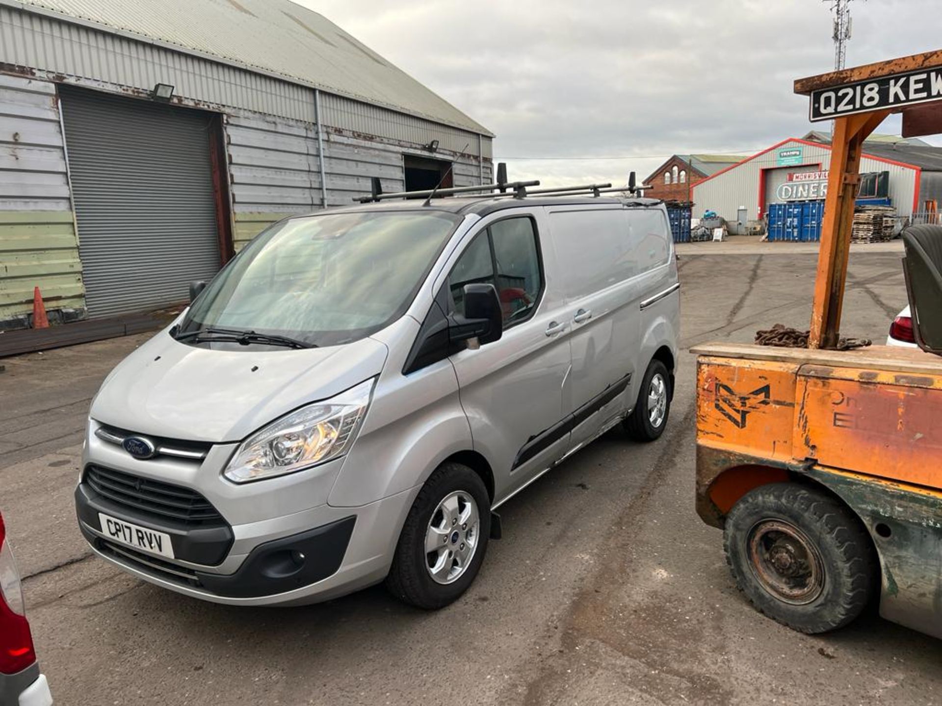 2017 FORD TRANSIT CUSTOM 270 SILVER PANEL VAN *PLUS VAT* - Image 3 of 14