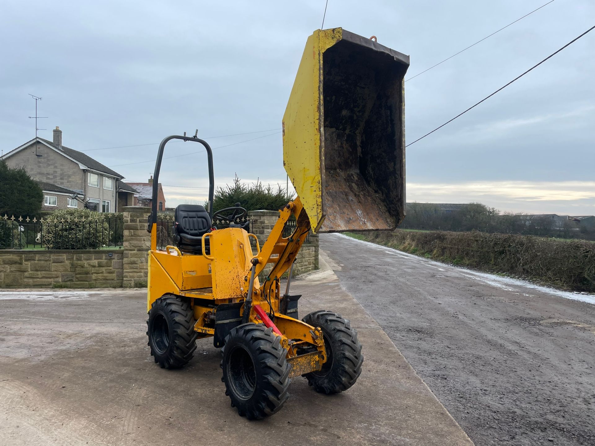 2010 Thwaites MACH201 4WD 1 Tonne High Tip Dumper *PLUS VAT* - Image 5 of 12