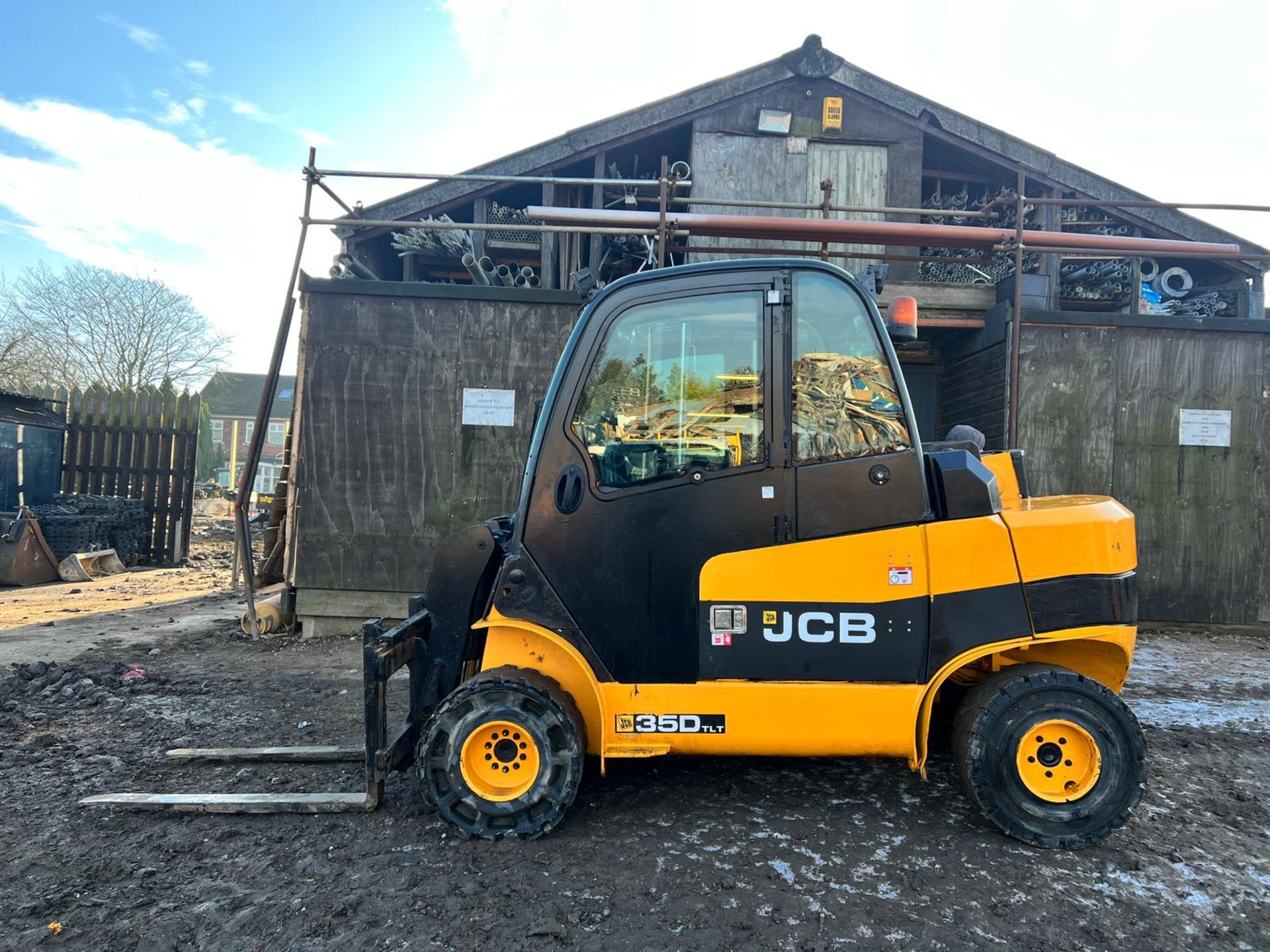 2018/19 JCB TLT35D Construction Master 4x4 3.5 Ton Telescopic Forklift/Teletruck *PLUS VAT* - Image 8 of 12