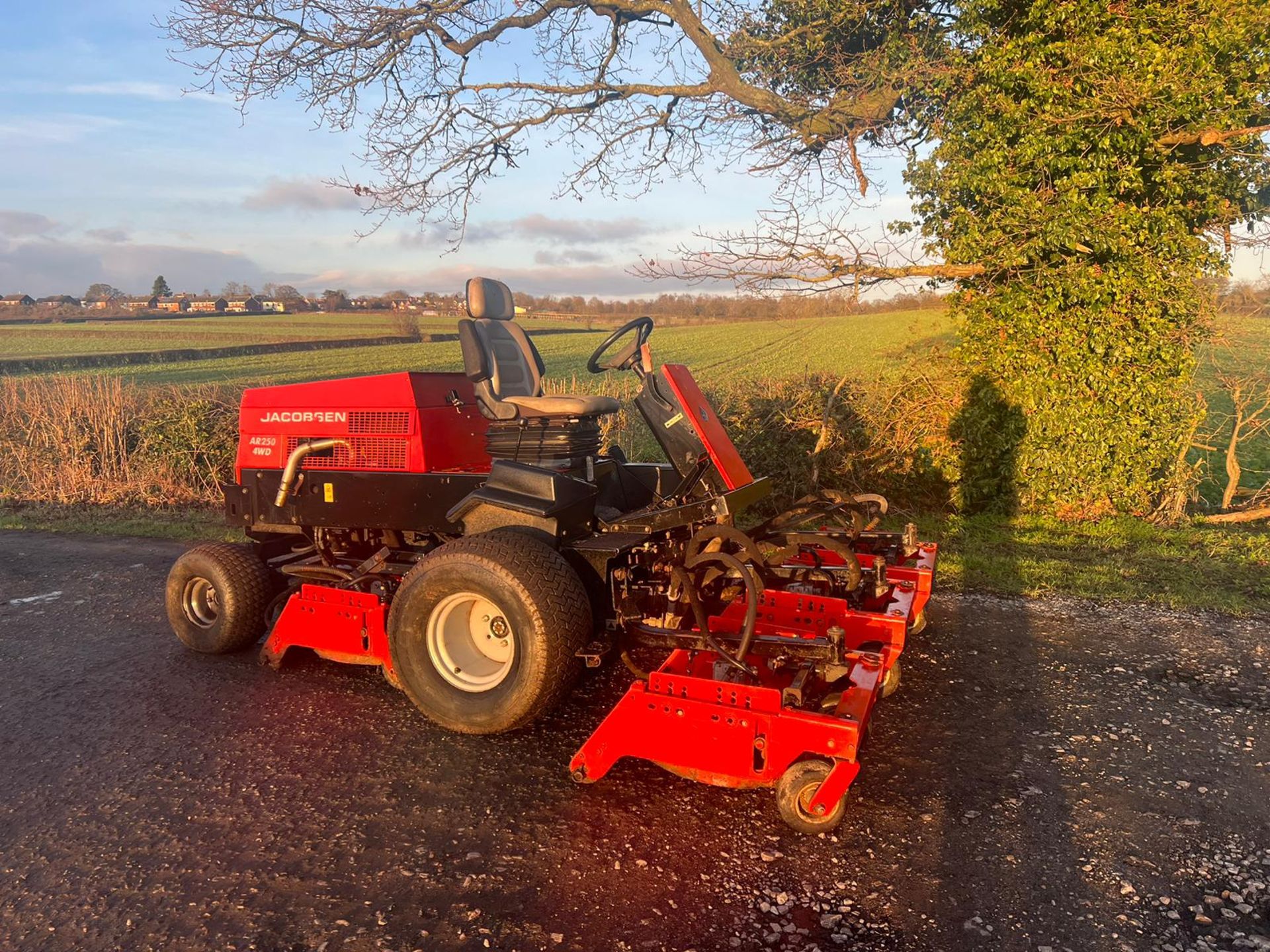 JACOBSON AR250 RIDE ON LAWN MOWER *PLUS VAT* - Image 5 of 6