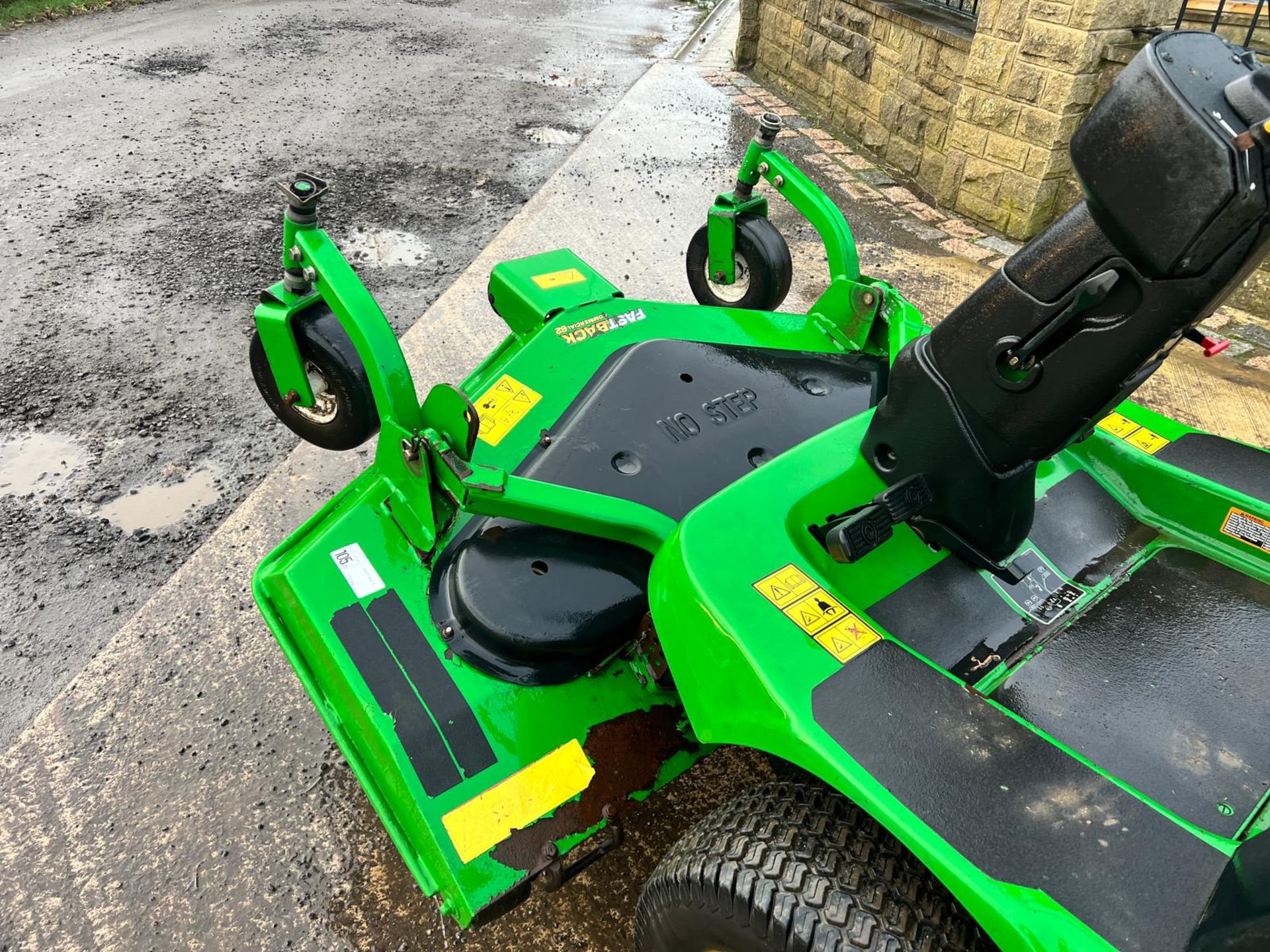 59 Reg. John Deere 1445 4WD Outfront Ride On Mower *PLUS VAT* - Image 17 of 18