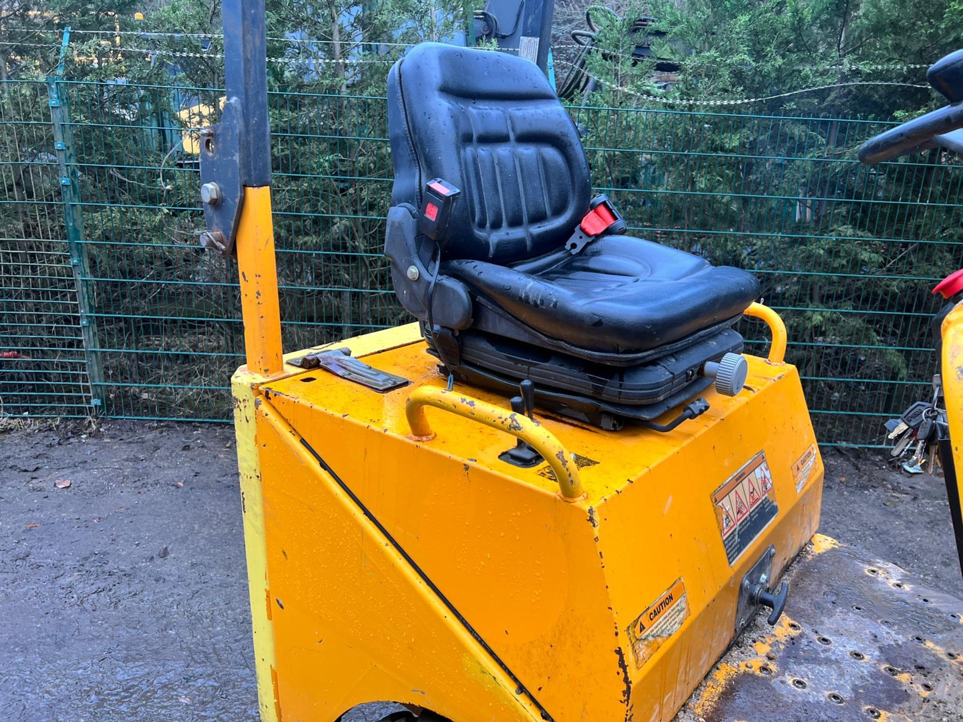 2010 Thwaites MACH201 4WD 1 Tonne High Tip Dumper *PLUS VAT* - Image 12 of 18