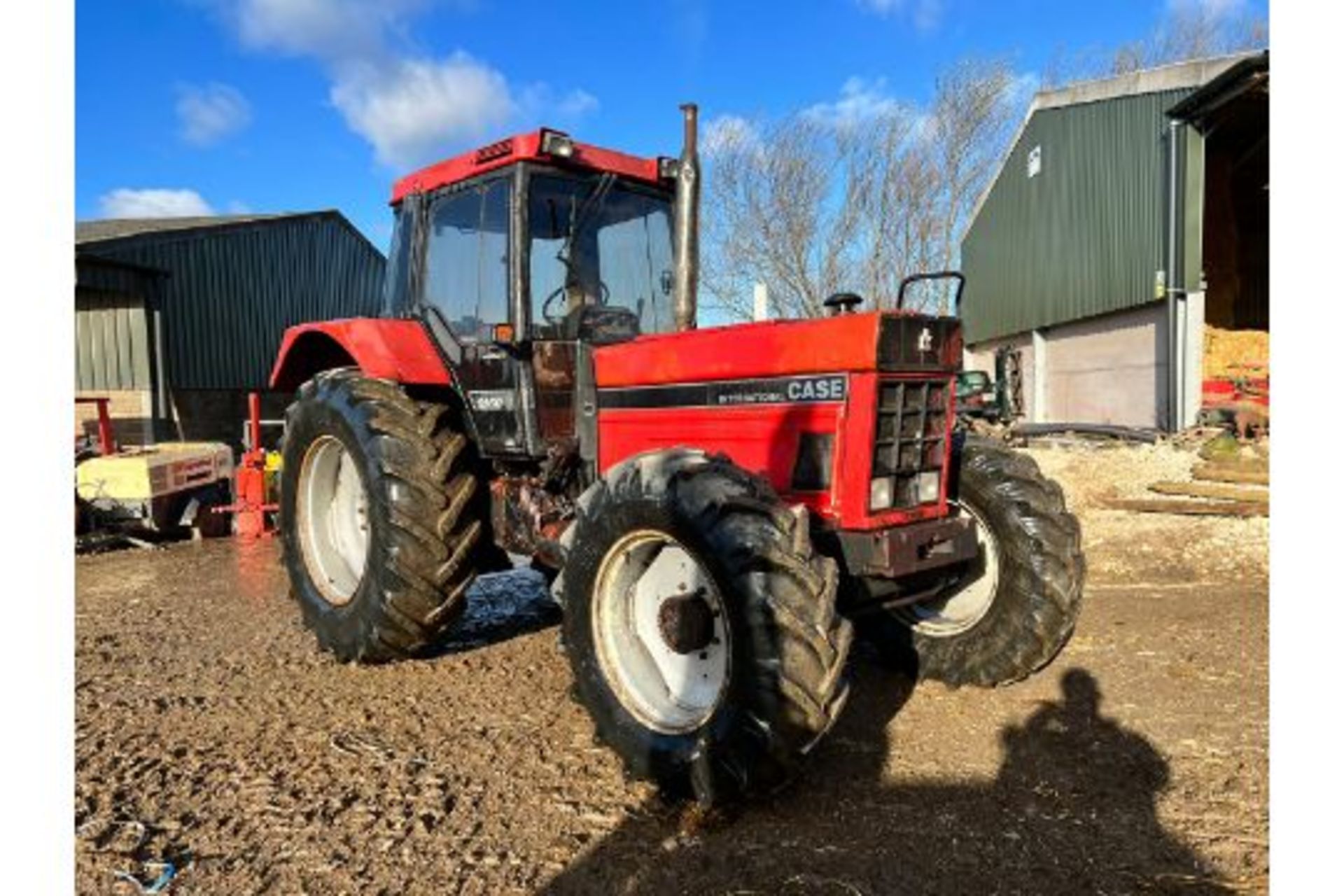 CASE INTERNATIONAL 1225XL 125hp 4WD TRACTOR, RUNS AND DRIVES, REAR HYDRAULIC *PLUS VAT* - Image 2 of 18